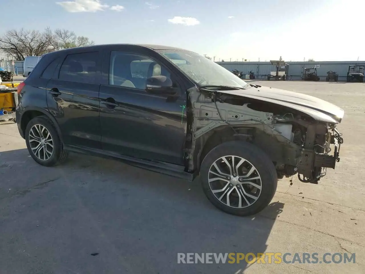 4 Фотография поврежденного автомобиля JA4AP3AU7KU035126 MITSUBISHI OUTLANDER 2019