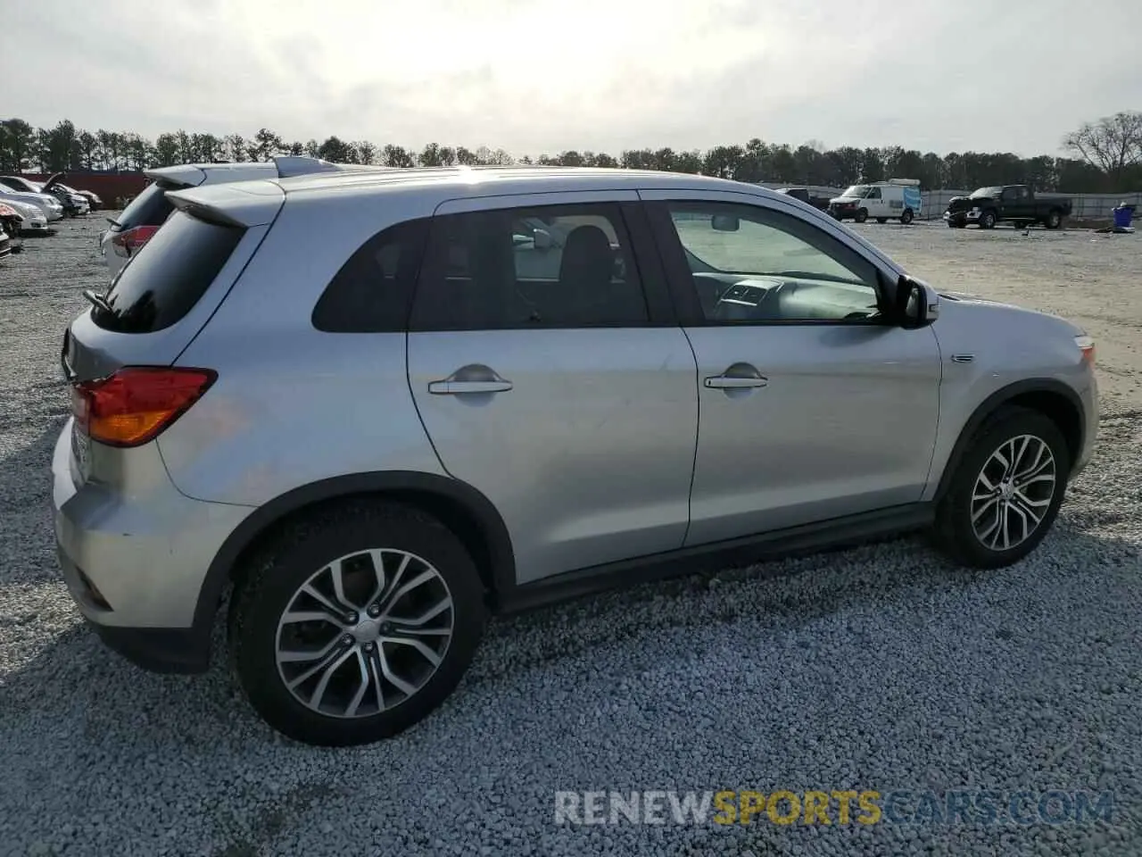 3 Photograph of a damaged car JA4AP4AU3KU017907 MITSUBISHI OUTLANDER 2019