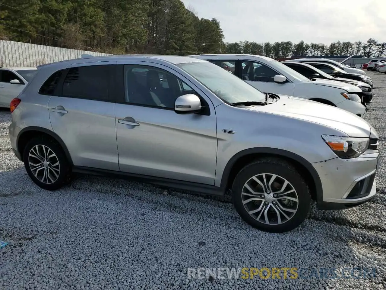 4 Photograph of a damaged car JA4AP4AU3KU017907 MITSUBISHI OUTLANDER 2019