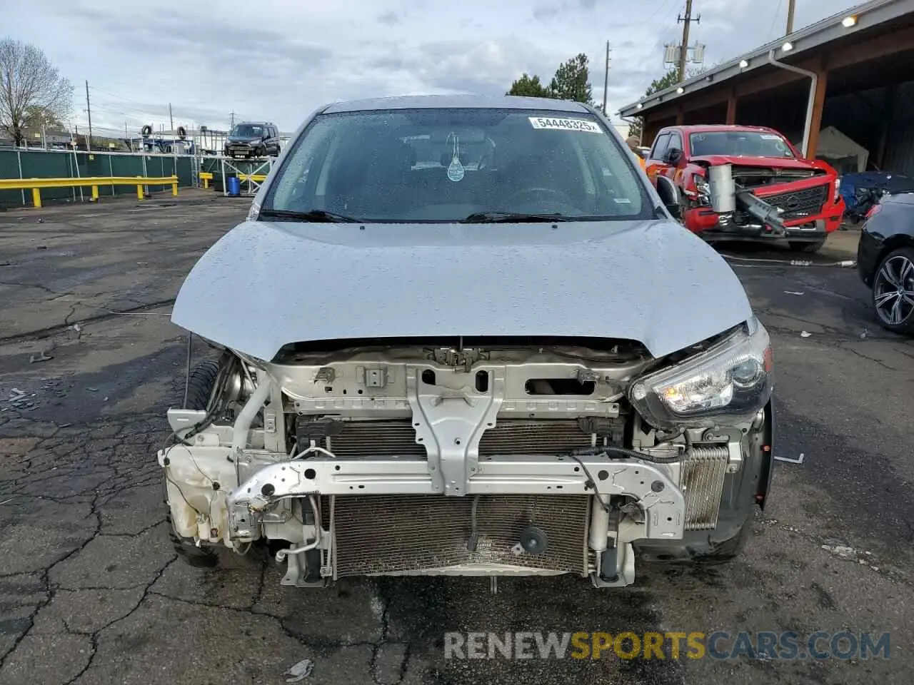 5 Photograph of a damaged car JA4AP4AU7KU019028 MITSUBISHI OUTLANDER 2019