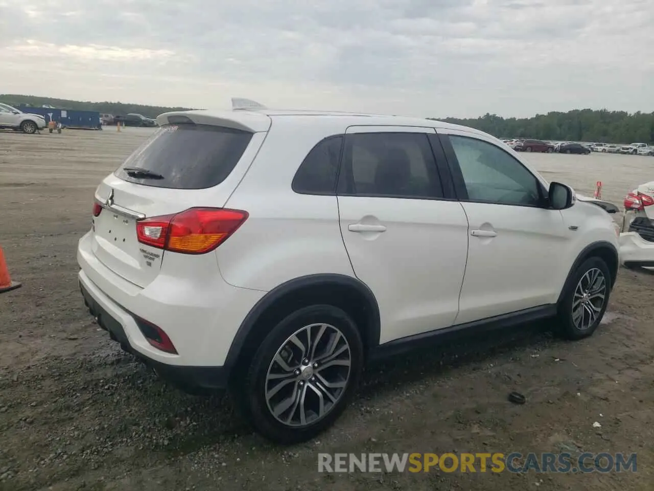 3 Фотография поврежденного автомобиля JA4AP4AU9KU030189 MITSUBISHI OUTLANDER 2019