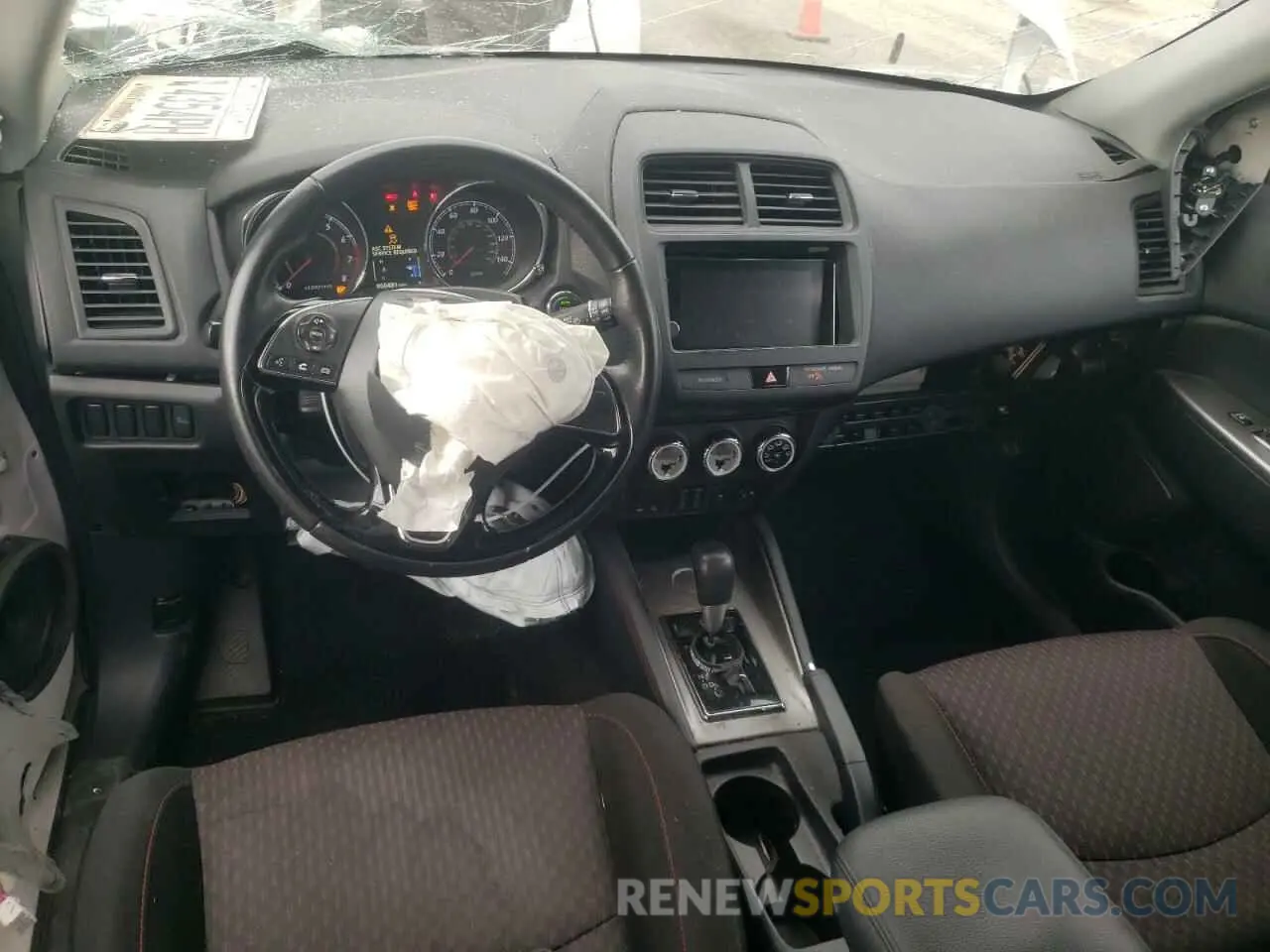 8 Фотография поврежденного автомобиля JA4AP4AU9KU030189 MITSUBISHI OUTLANDER 2019
