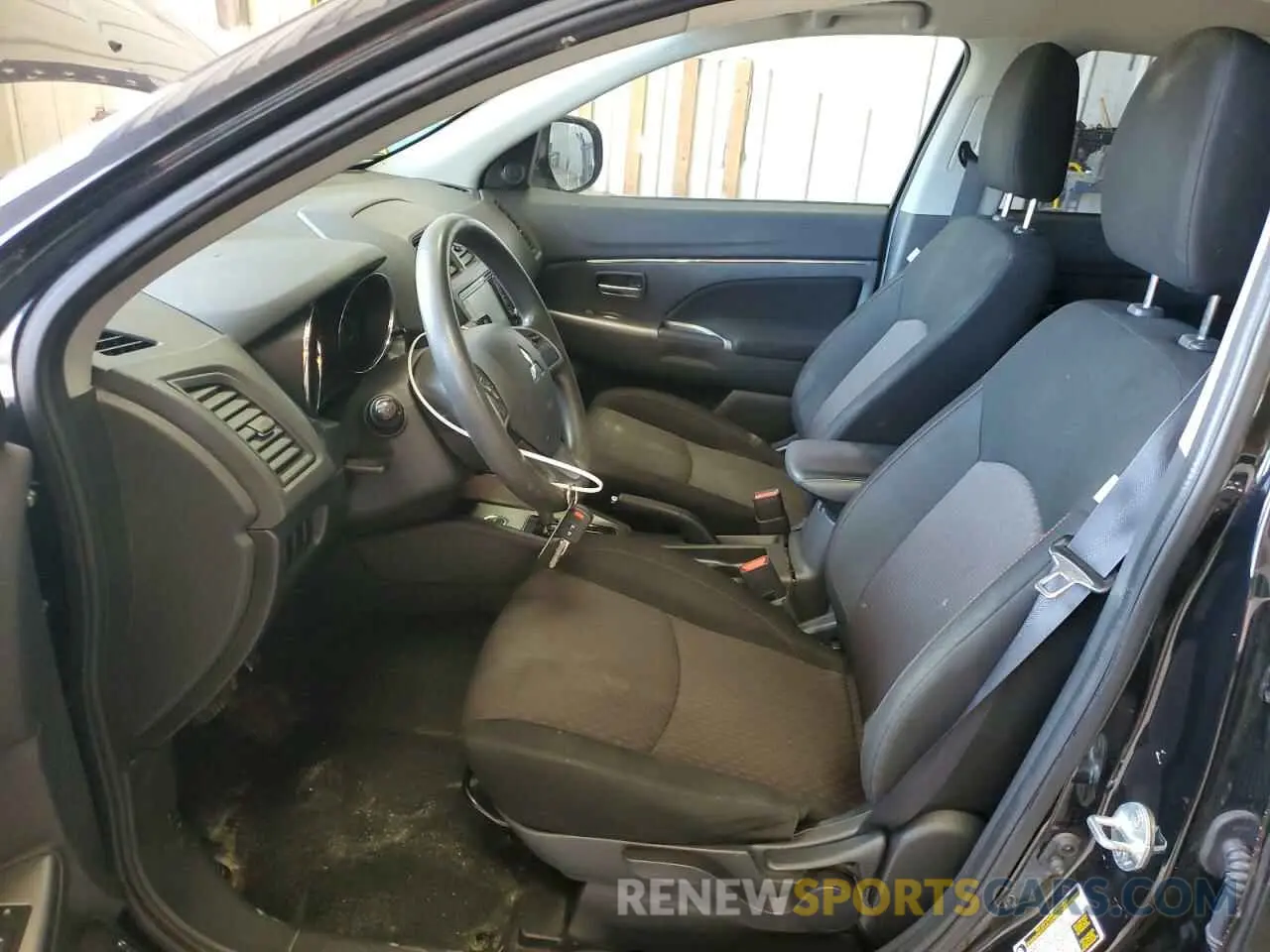 7 Фотография поврежденного автомобиля JA4AR3AU6KU005531 MITSUBISHI OUTLANDER 2019