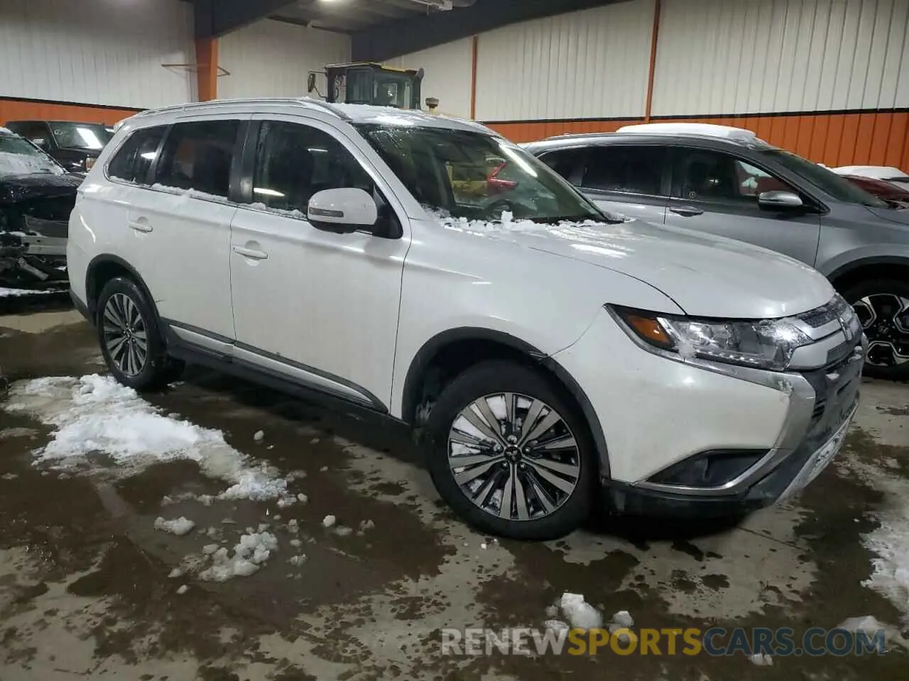 4 Фотография поврежденного автомобиля JA4AZ2A36KZ602425 MITSUBISHI OUTLANDER 2019