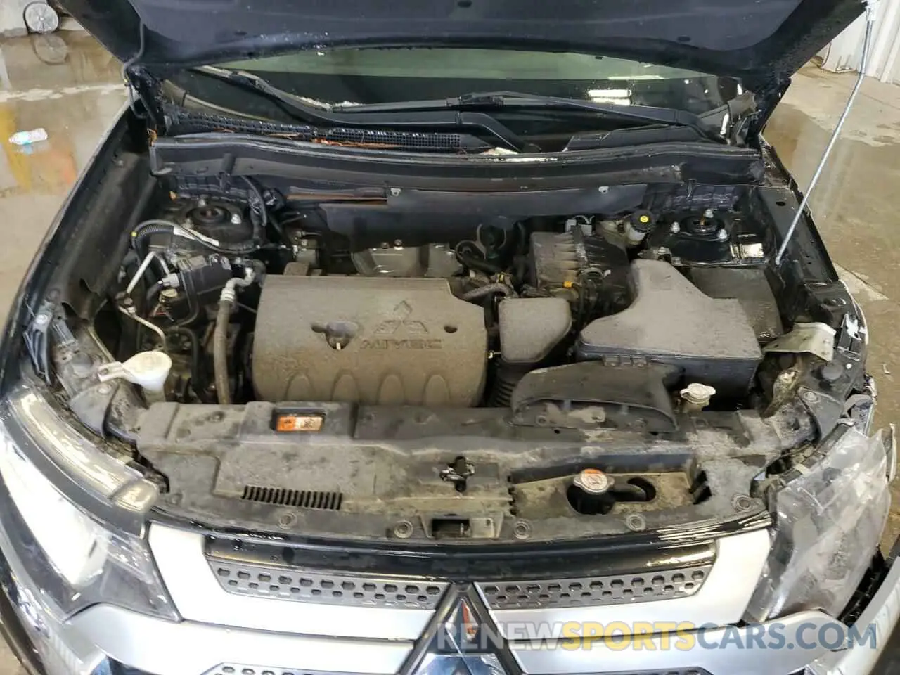 12 Фотография поврежденного автомобиля JA4AZ3A31KZ047129 MITSUBISHI OUTLANDER 2019