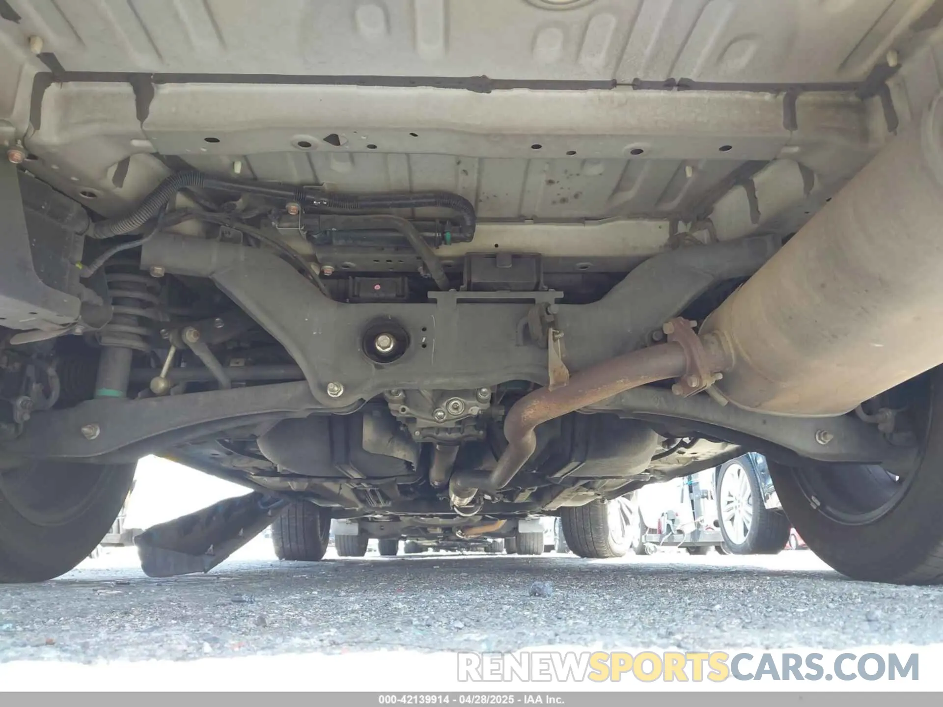 20 Фотография поврежденного автомобиля JA4AZ3A32KZ012387 MITSUBISHI OUTLANDER 2019