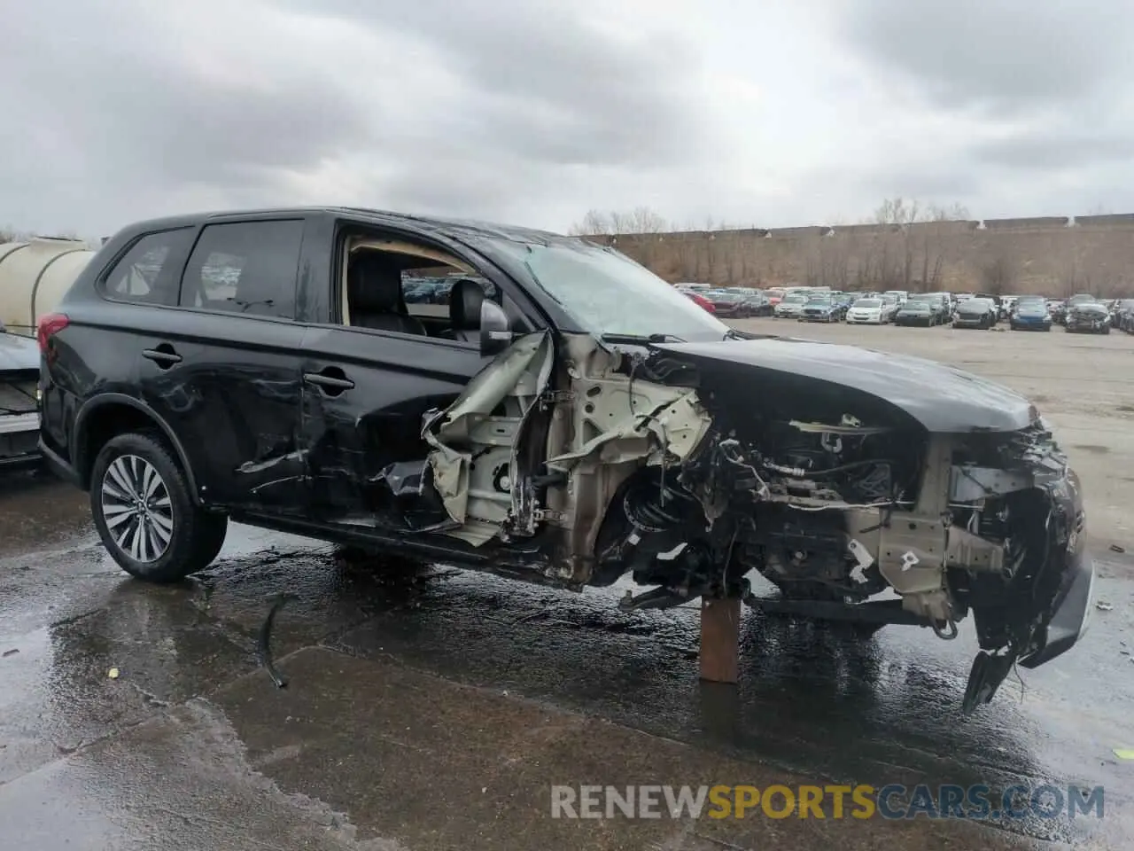 4 Фотография поврежденного автомобиля JA4AZ3A32KZ025074 MITSUBISHI OUTLANDER 2019