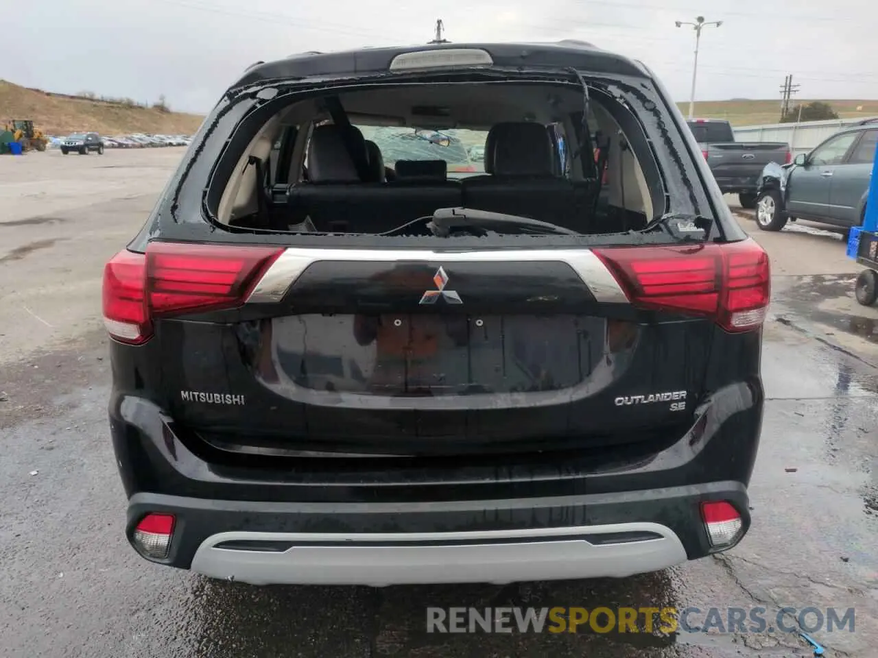 6 Фотография поврежденного автомобиля JA4AZ3A32KZ025074 MITSUBISHI OUTLANDER 2019