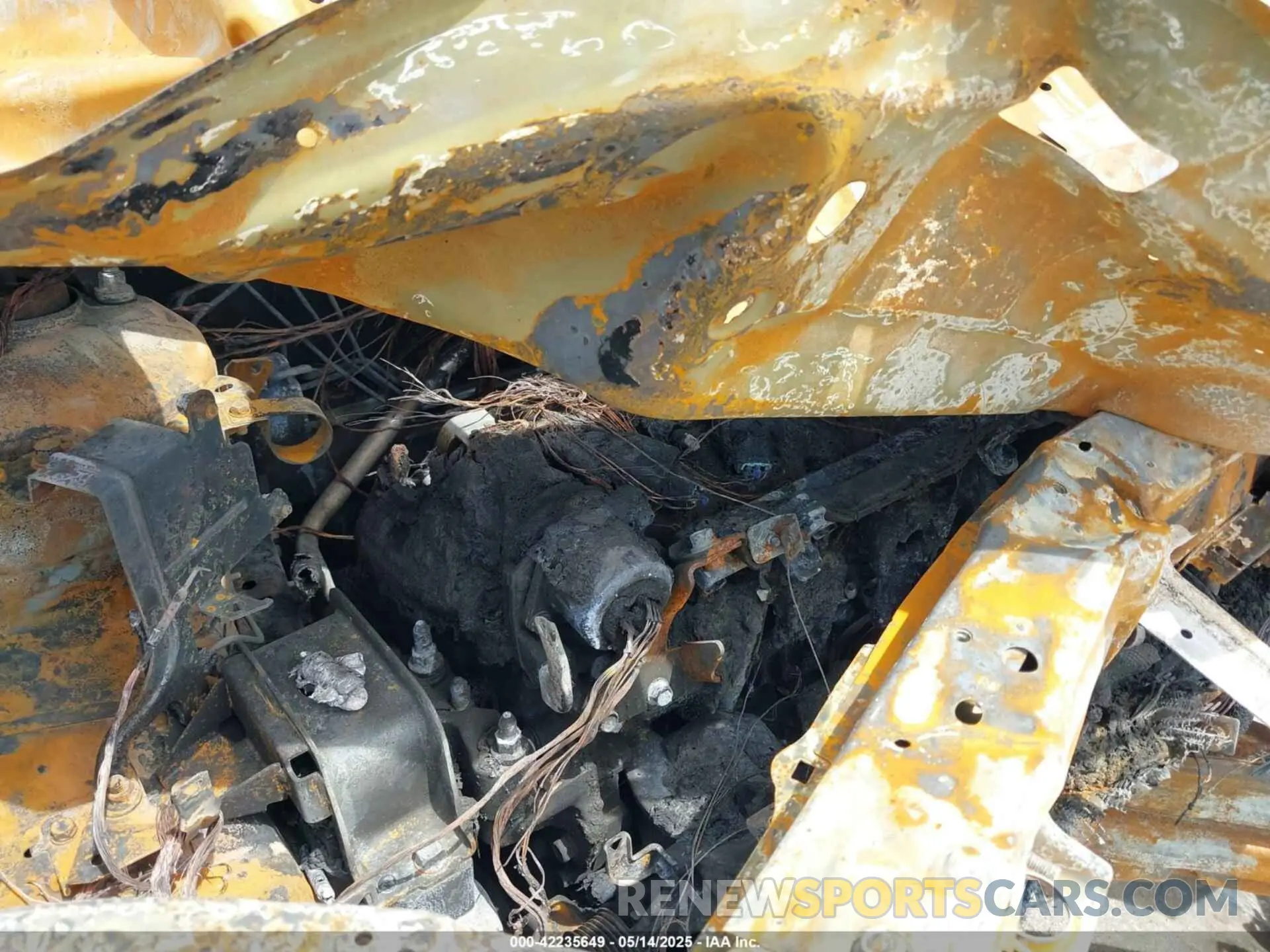 10 Photograph of a damaged car JA4AZ3A35KZ009709 MITSUBISHI OUTLANDER 2019
