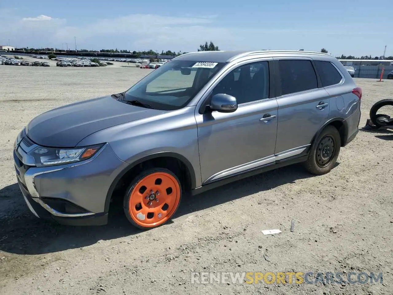 1 Фотография поврежденного автомобиля JA4AZ3A35KZ040037 MITSUBISHI OUTLANDER 2019
