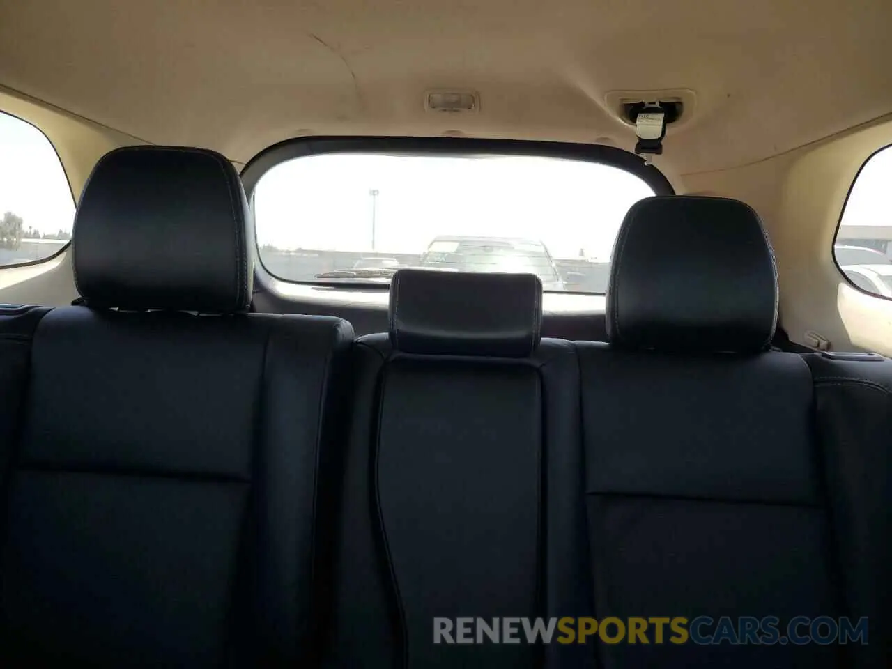 10 Фотография поврежденного автомобиля JA4AZ3A35KZ040037 MITSUBISHI OUTLANDER 2019