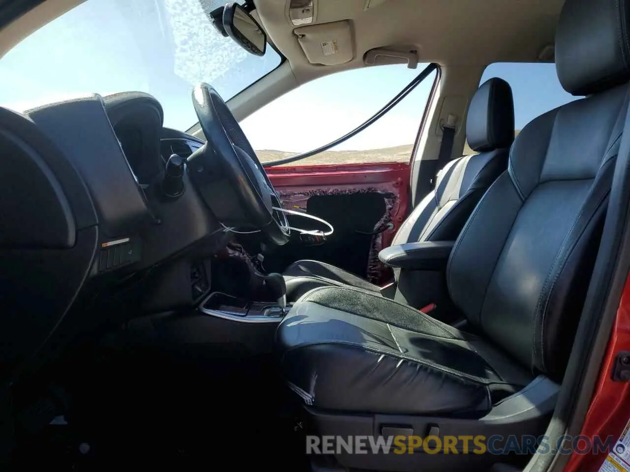 7 Photograph of a damaged car JA4AZ3A38KZ040906 MITSUBISHI OUTLANDER 2019
