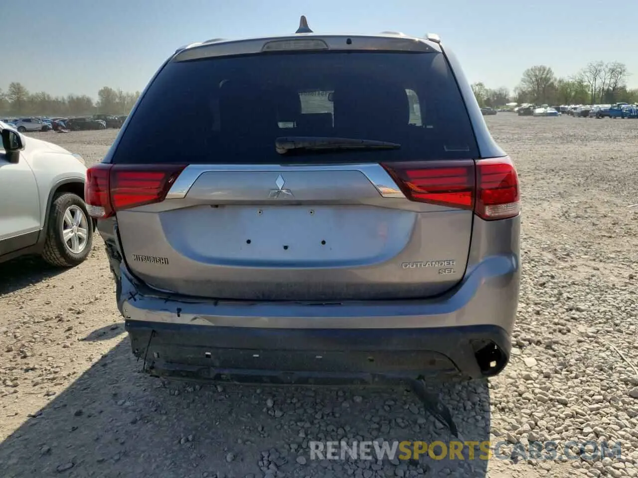 6 Фотография поврежденного автомобиля JA4AZ3A39KZ003427 MITSUBISHI OUTLANDER 2019