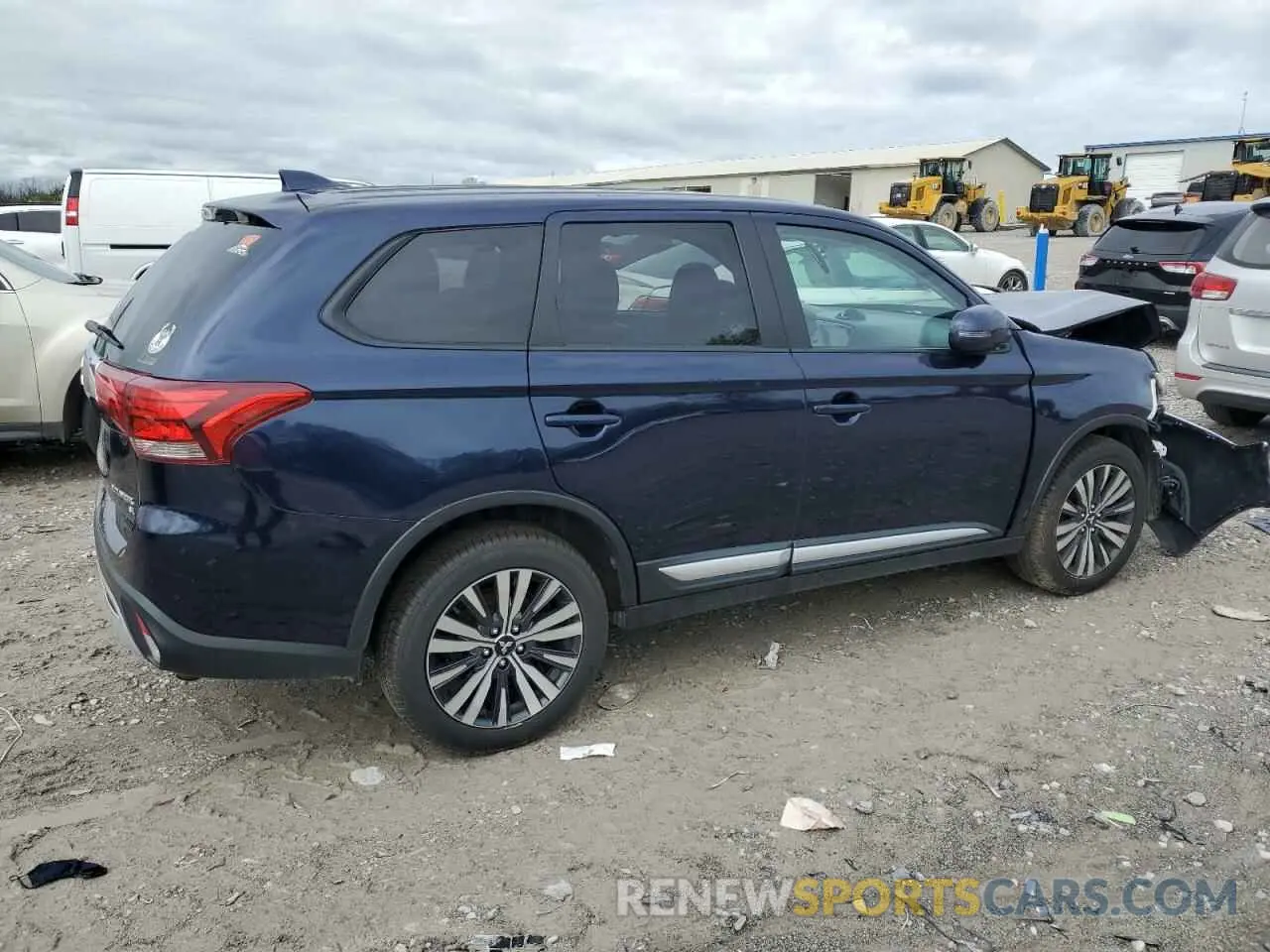 3 Фотография поврежденного автомобиля JA4AZ3A39KZ044060 MITSUBISHI OUTLANDER 2019