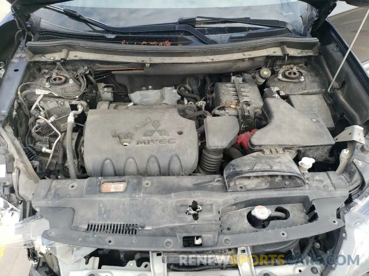 12 Photograph of a damaged car JA4AZ3A3XKZ044858 MITSUBISHI OUTLANDER 2019