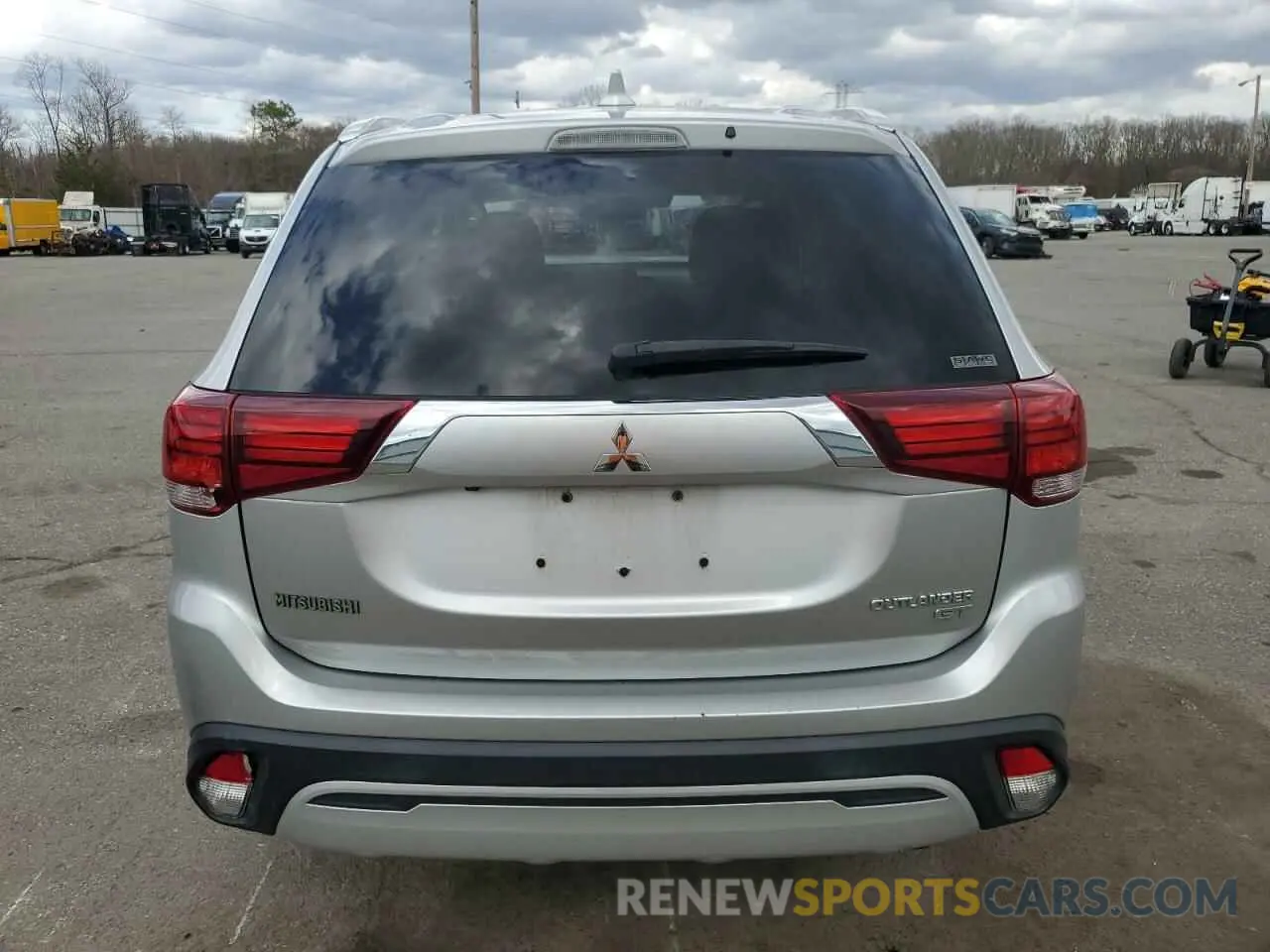 6 Фотография поврежденного автомобиля JA4JZ4AX1KZ009280 MITSUBISHI OUTLANDER 2019