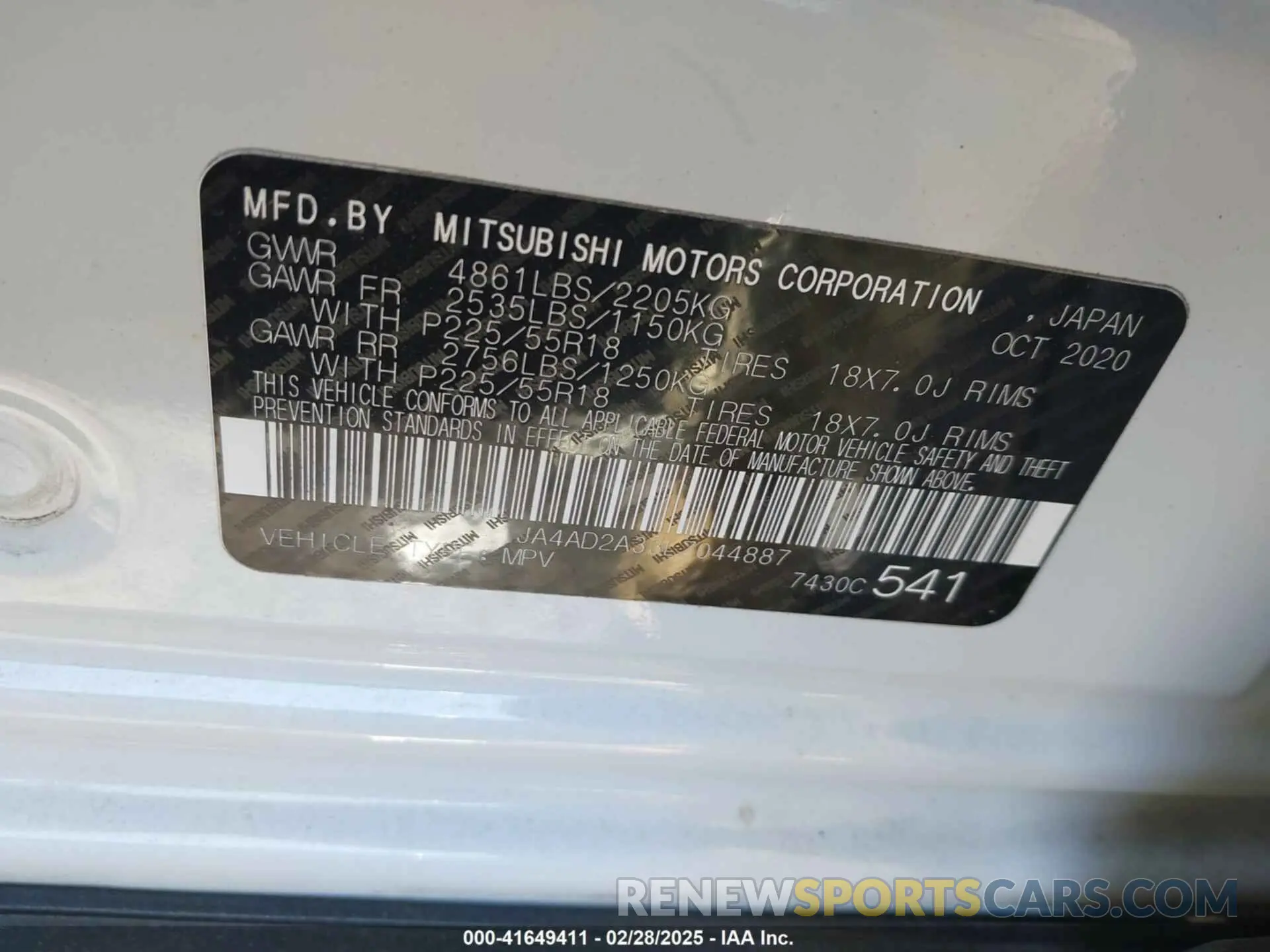 9 Photograph of a damaged car JA4AD2A33LZ044887 MITSUBISHI OUTLANDER 2020