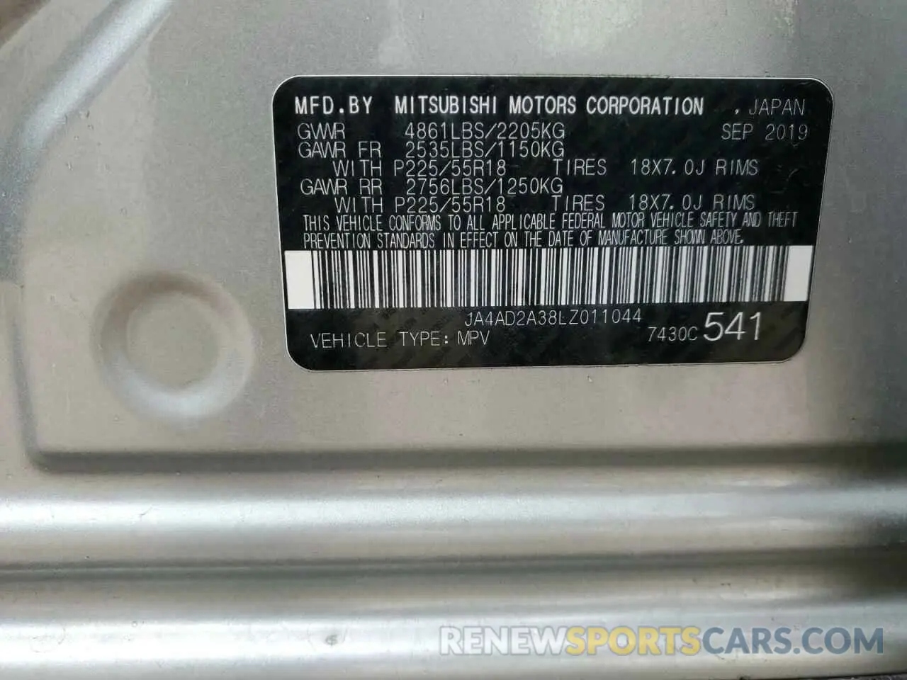 13 Фотография поврежденного автомобиля JA4AD2A38LZ011044 MITSUBISHI OUTLANDER 2020
