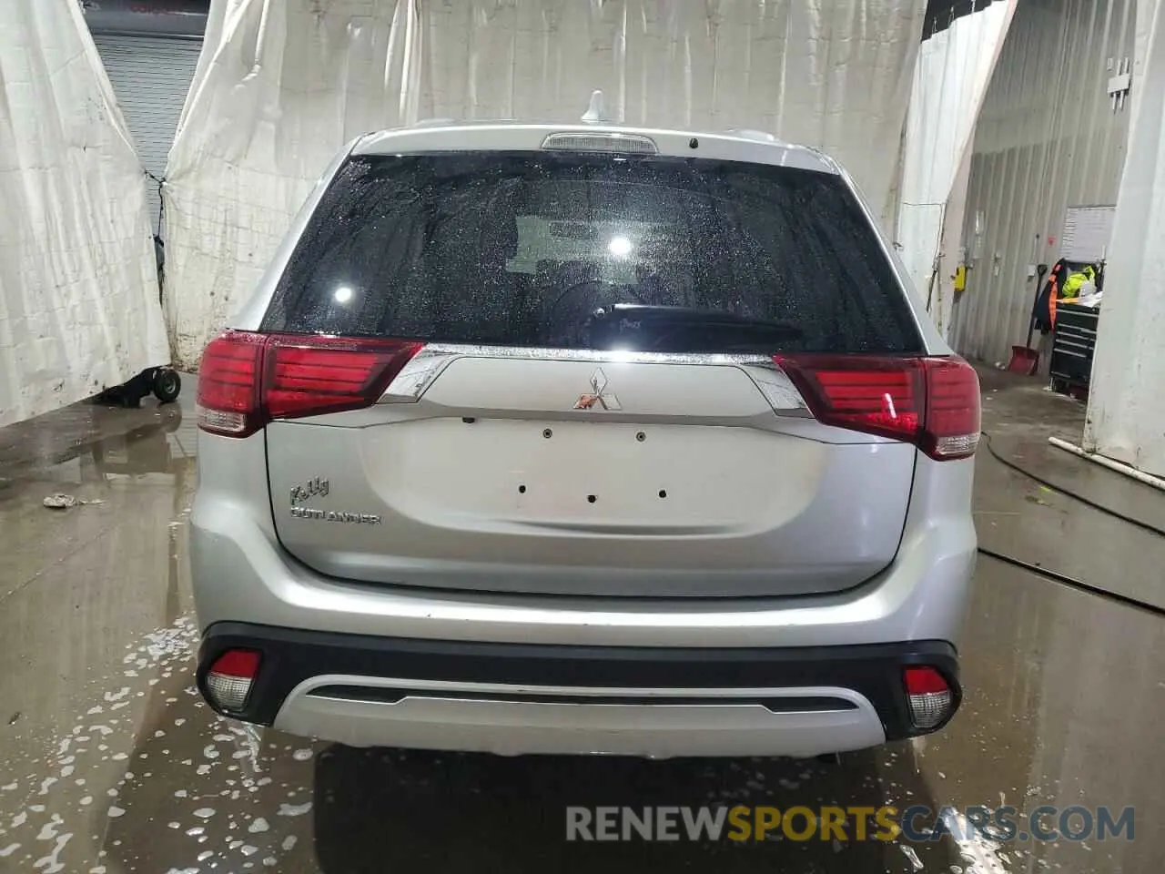 6 Фотография поврежденного автомобиля JA4AD2A38LZ011044 MITSUBISHI OUTLANDER 2020