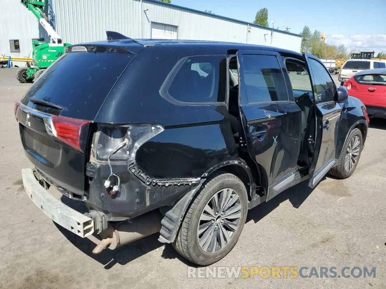 3 Фотография поврежденного автомобиля JA4AD2A38LZ048059 MITSUBISHI OUTLANDER 2020