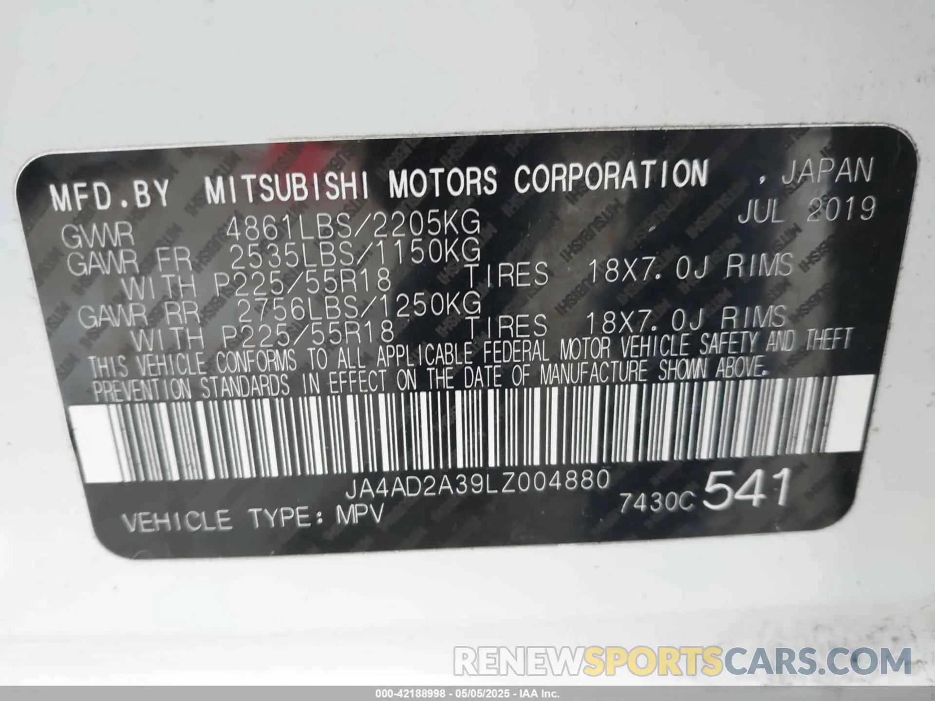 9 Photograph of a damaged car JA4AD2A39LZ004880 MITSUBISHI OUTLANDER 2020