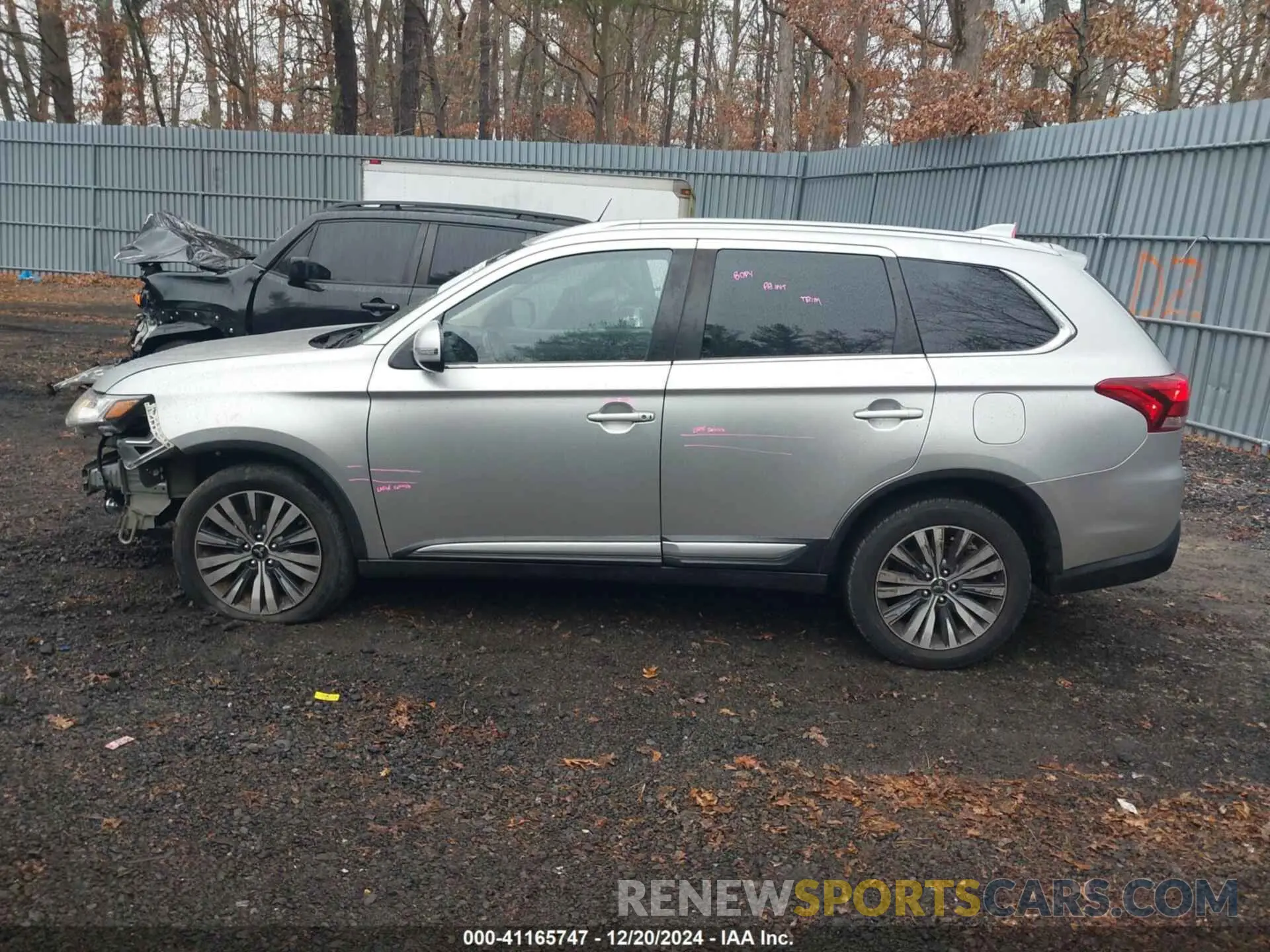 14 Photograph of a damaged car JA4AD3A30LZ042990 MITSUBISHI OUTLANDER 2020