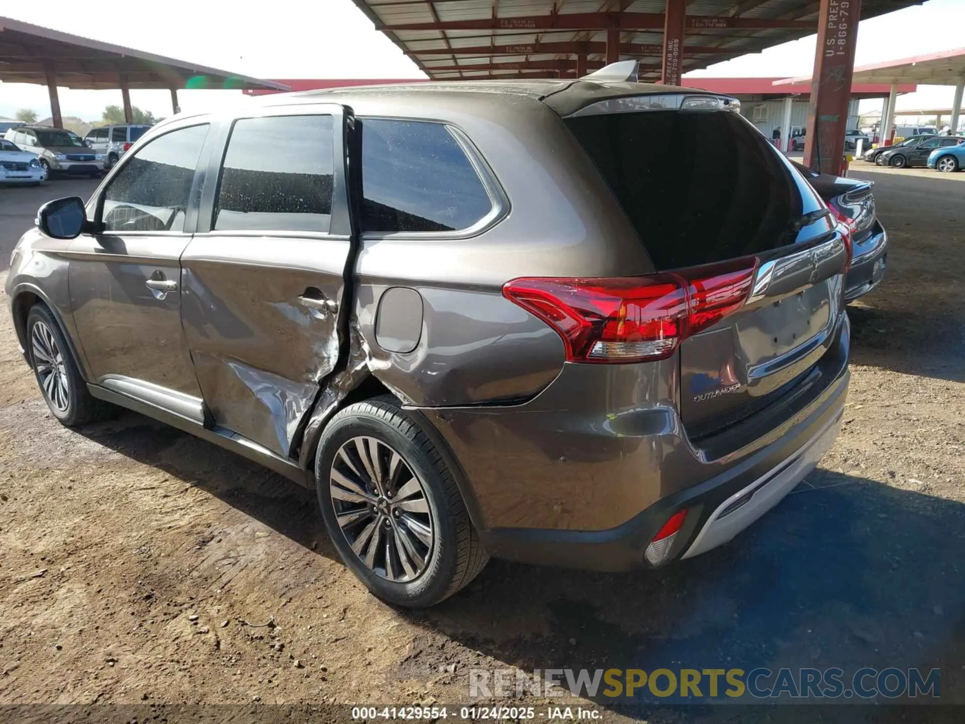 6 Фотография поврежденного автомобиля JA4AD3A34LZ046556 MITSUBISHI OUTLANDER 2020