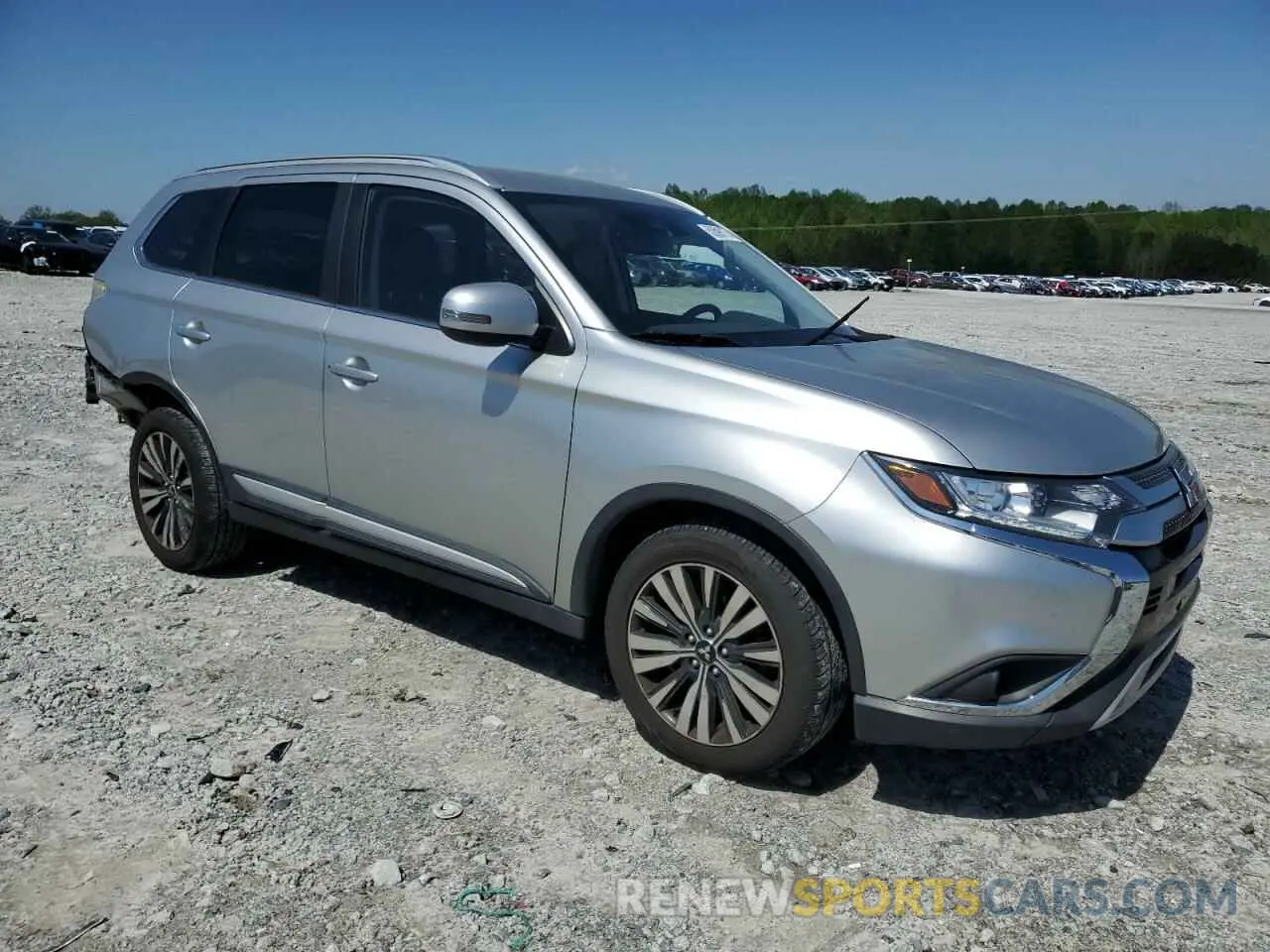 4 Photograph of a damaged car JA4AD3A37LZ032294 MITSUBISHI OUTLANDER 2020