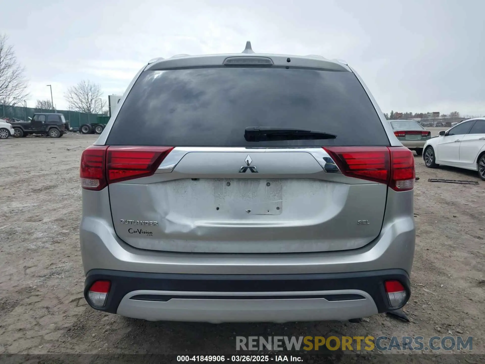 15 Фотография поврежденного автомобиля JA4AD3A37LZ032764 MITSUBISHI OUTLANDER 2020