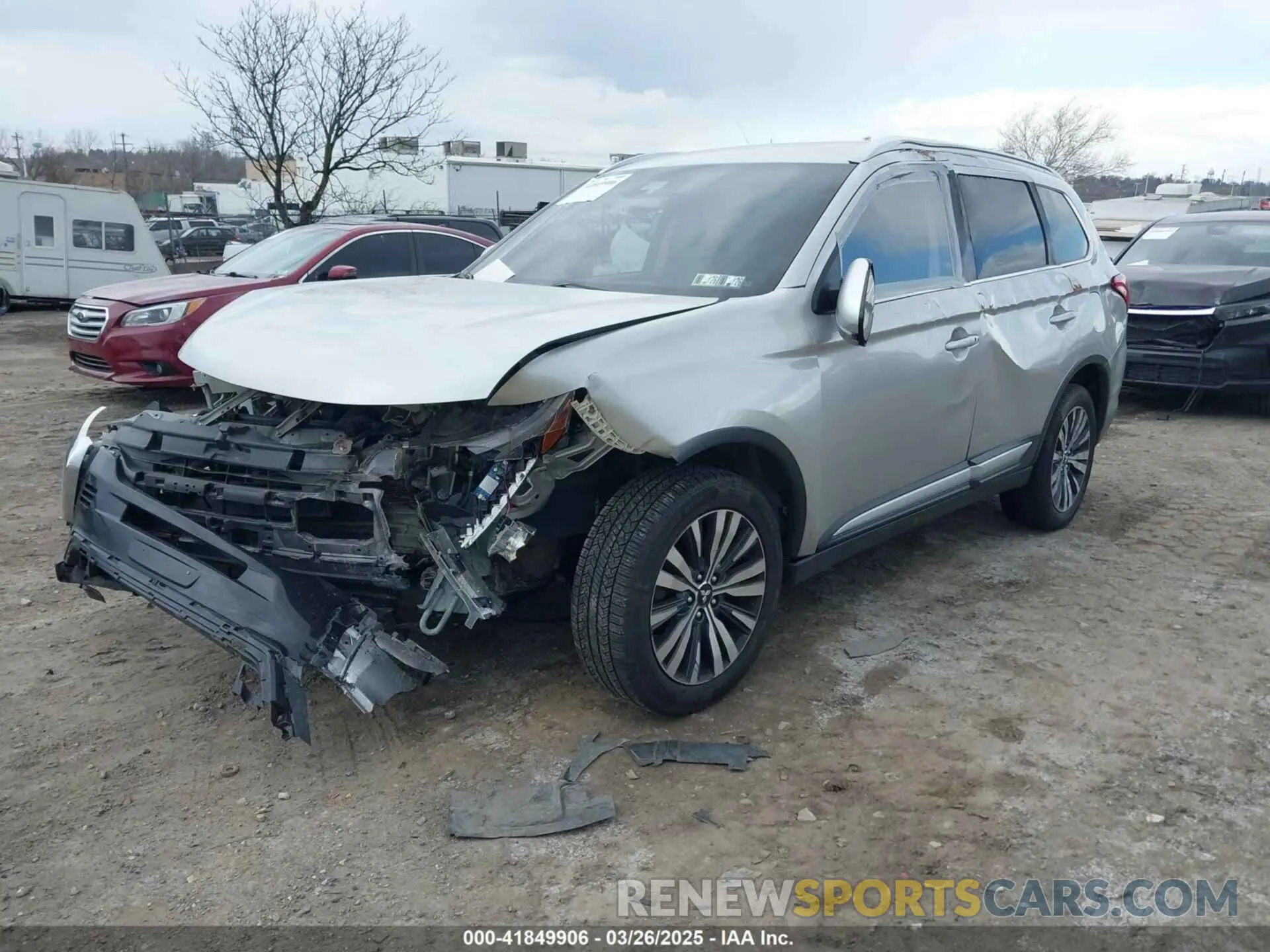 2 Фотография поврежденного автомобиля JA4AD3A37LZ032764 MITSUBISHI OUTLANDER 2020