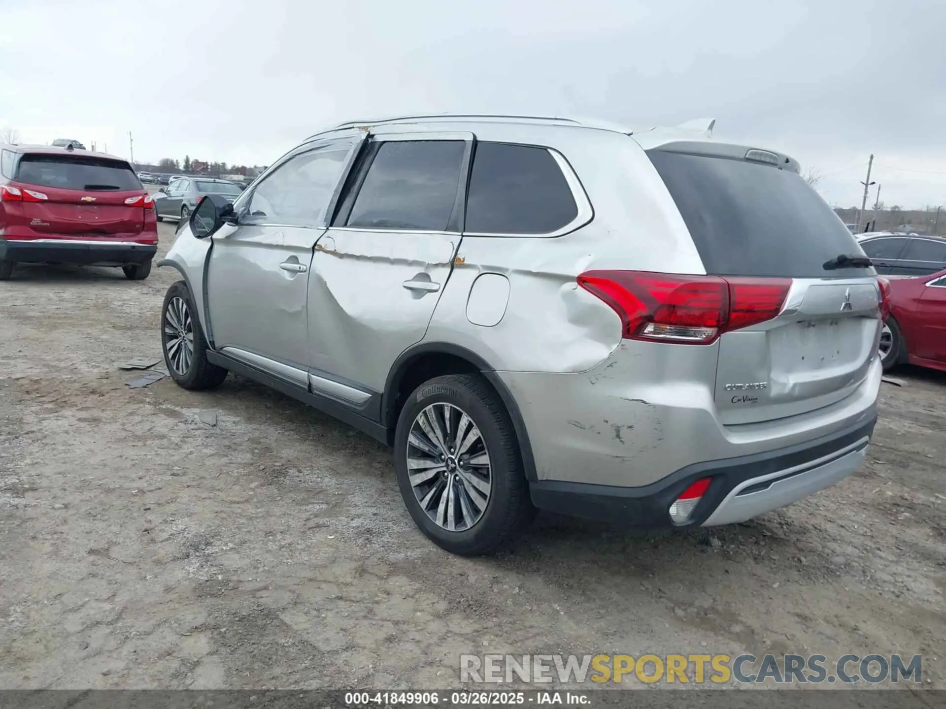 3 Фотография поврежденного автомобиля JA4AD3A37LZ032764 MITSUBISHI OUTLANDER 2020