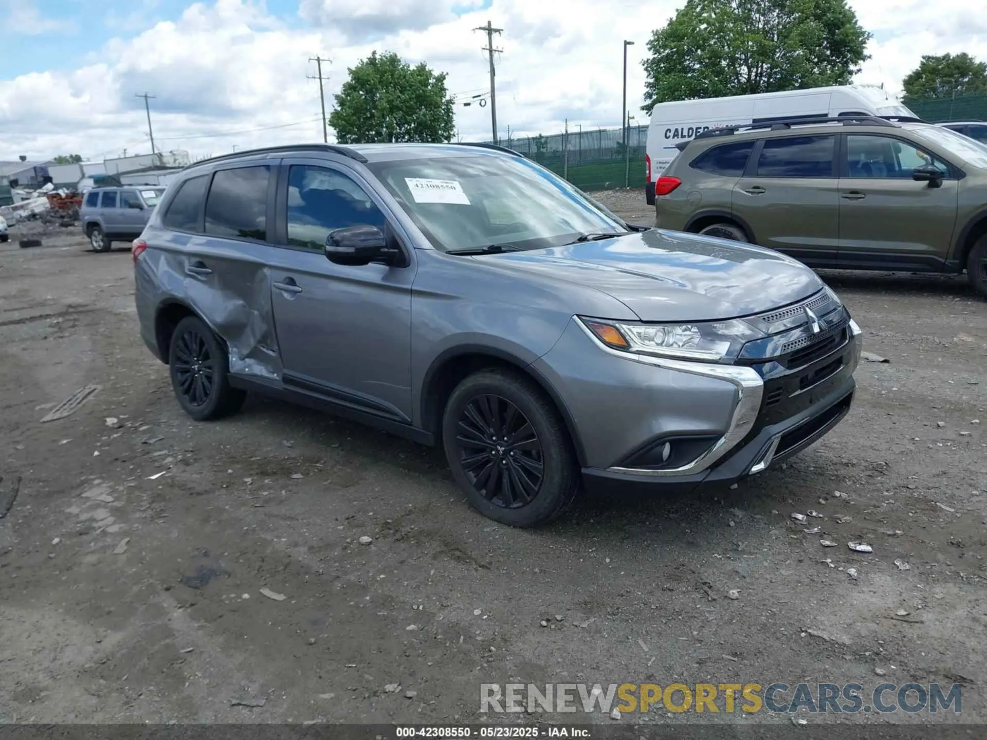 1 Photograph of a damaged car JA4AD3A37LZ036944 MITSUBISHI OUTLANDER 2020