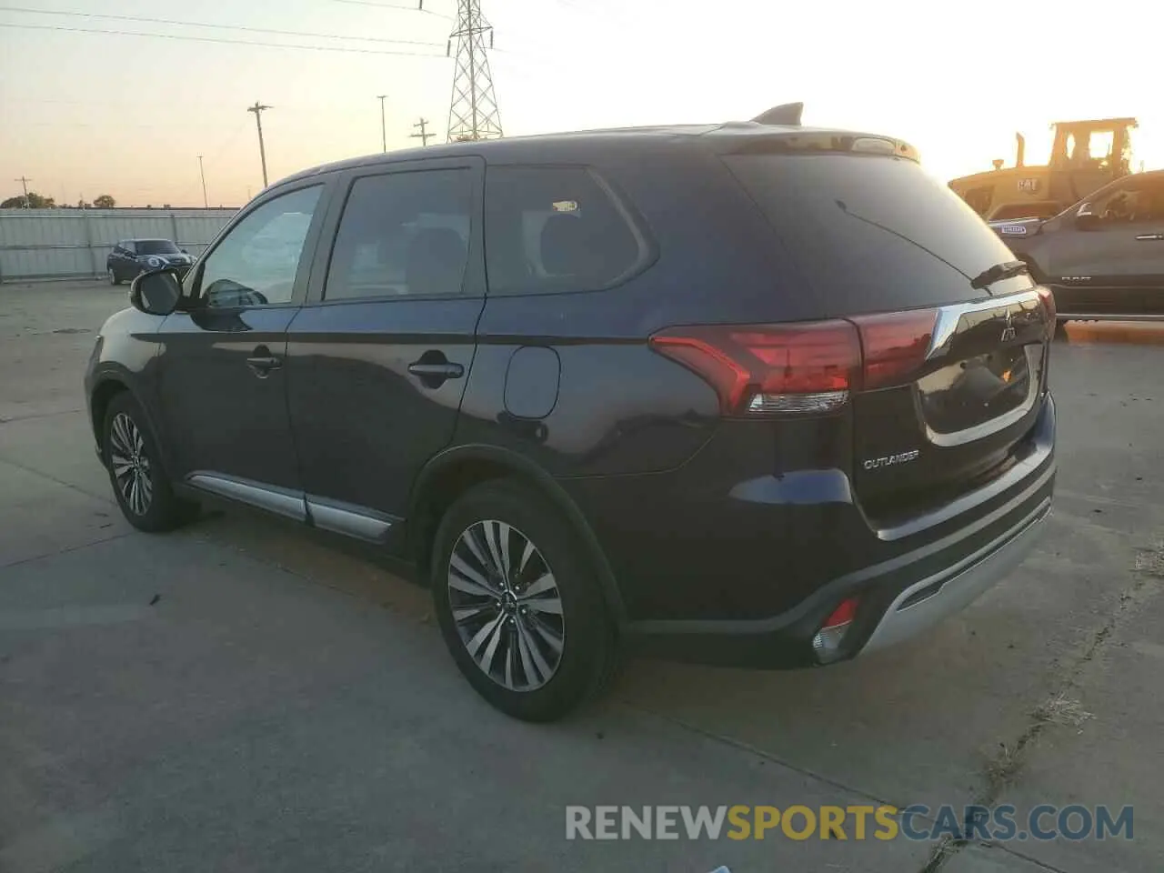 2 Фотография поврежденного автомобиля JA4AD3A37LZ039150 MITSUBISHI OUTLANDER 2020