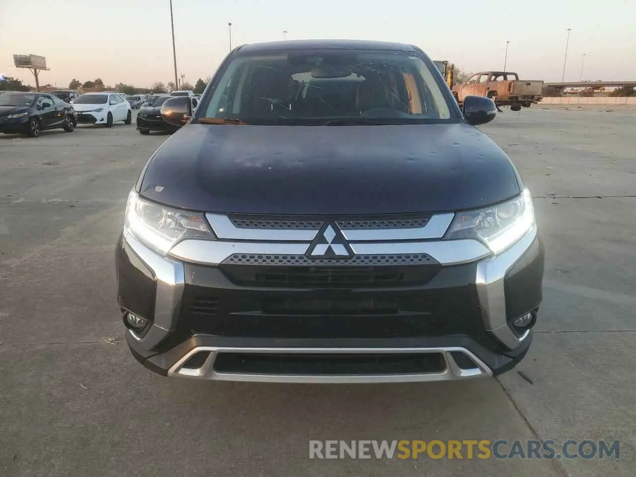 5 Фотография поврежденного автомобиля JA4AD3A37LZ039150 MITSUBISHI OUTLANDER 2020