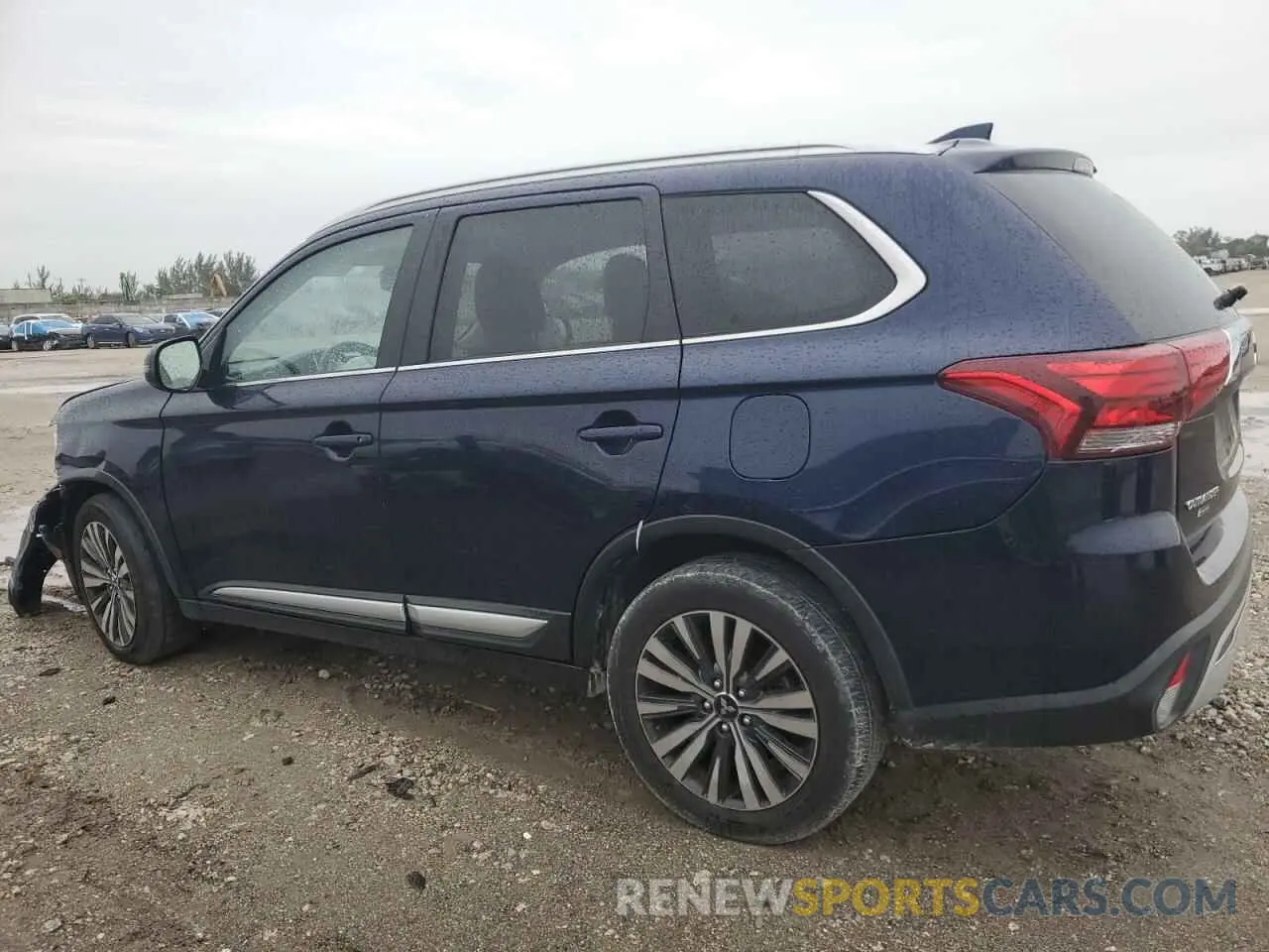 2 Photograph of a damaged car JA4AD3A38LZ030392 MITSUBISHI OUTLANDER 2020