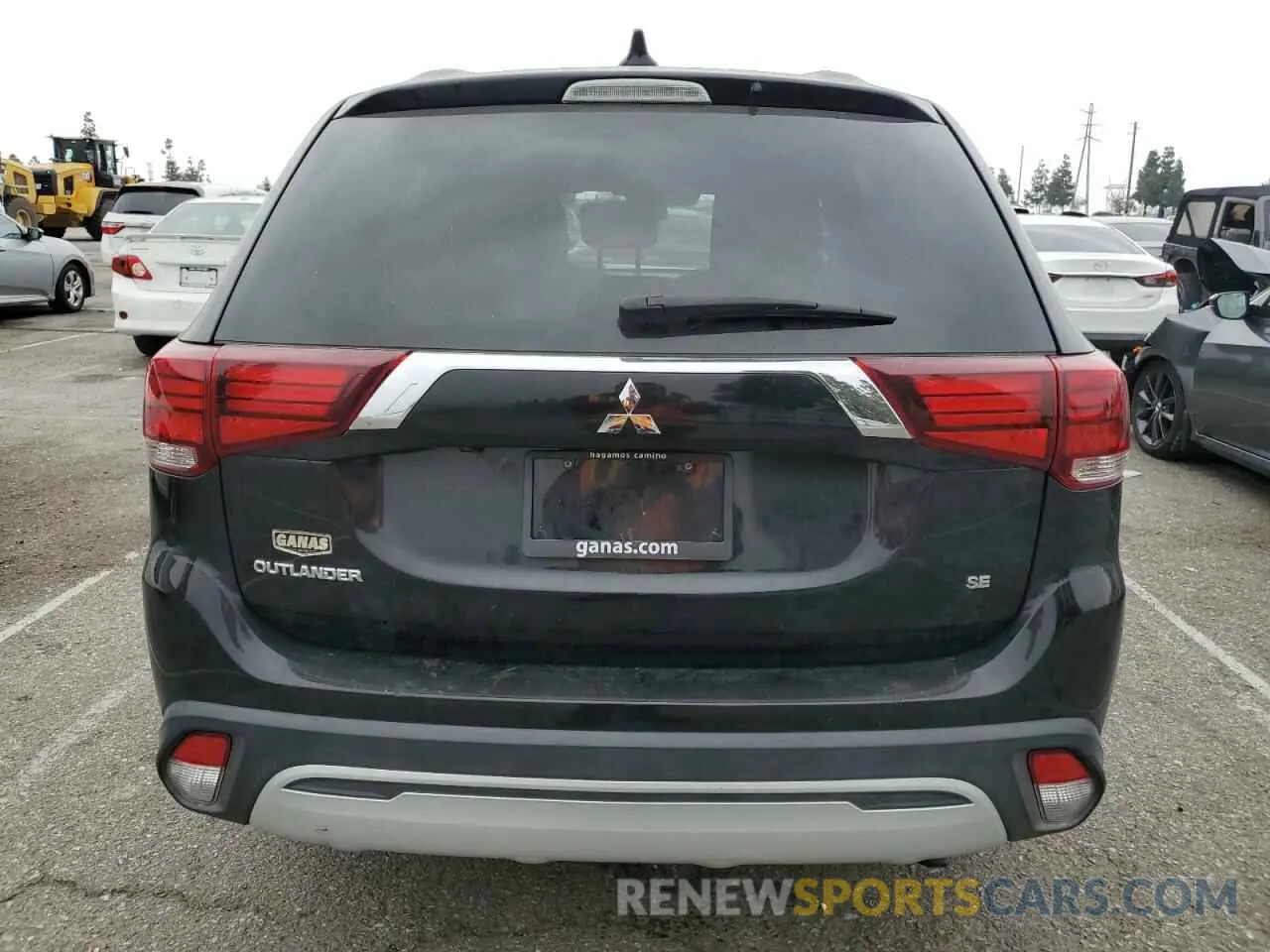 6 Photograph of a damaged car JA4AD3A39LZ017523 MITSUBISHI OUTLANDER 2020