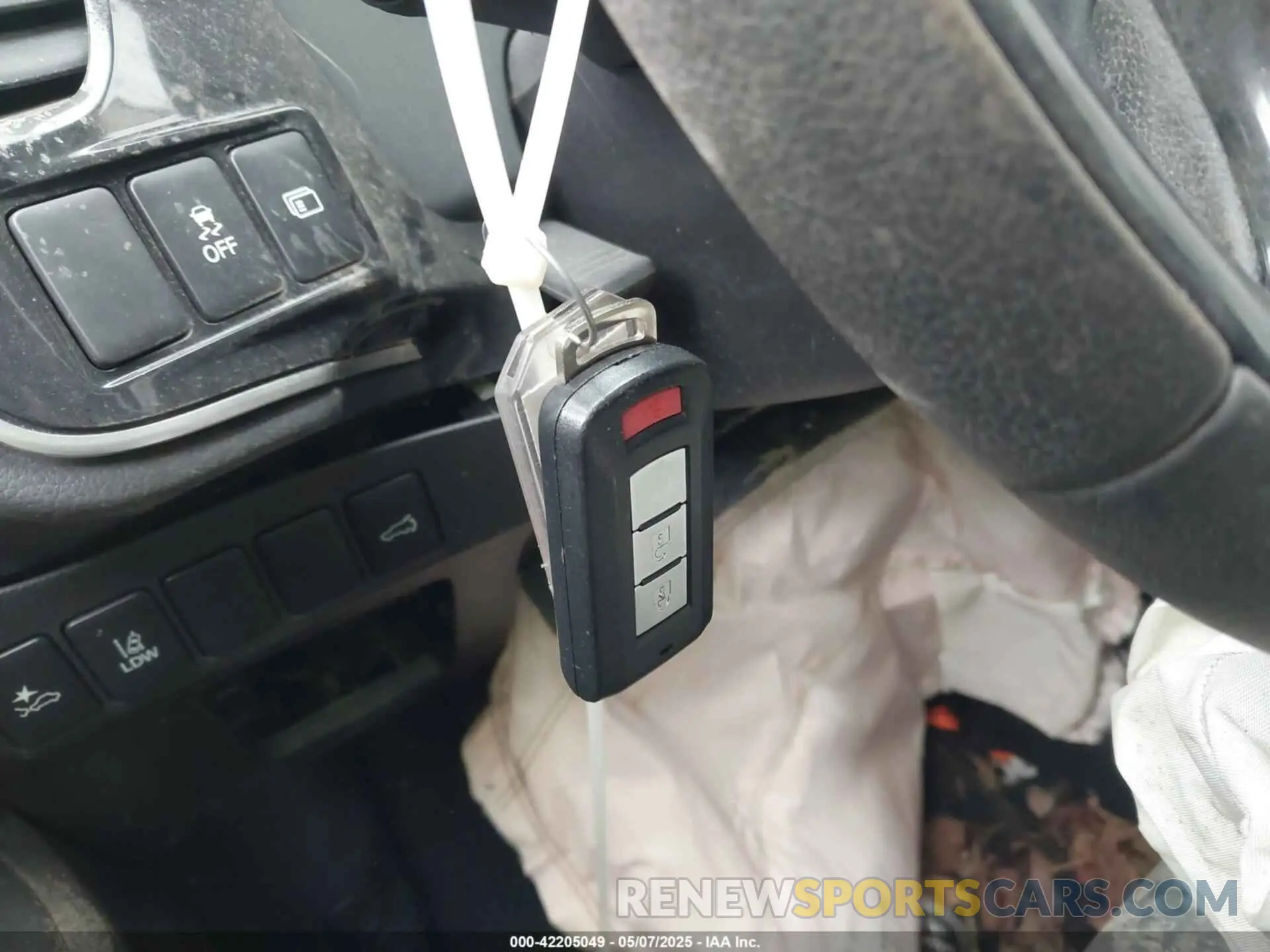 11 Фотография поврежденного автомобиля JA4AD3A3XLZ019023 MITSUBISHI OUTLANDER 2020
