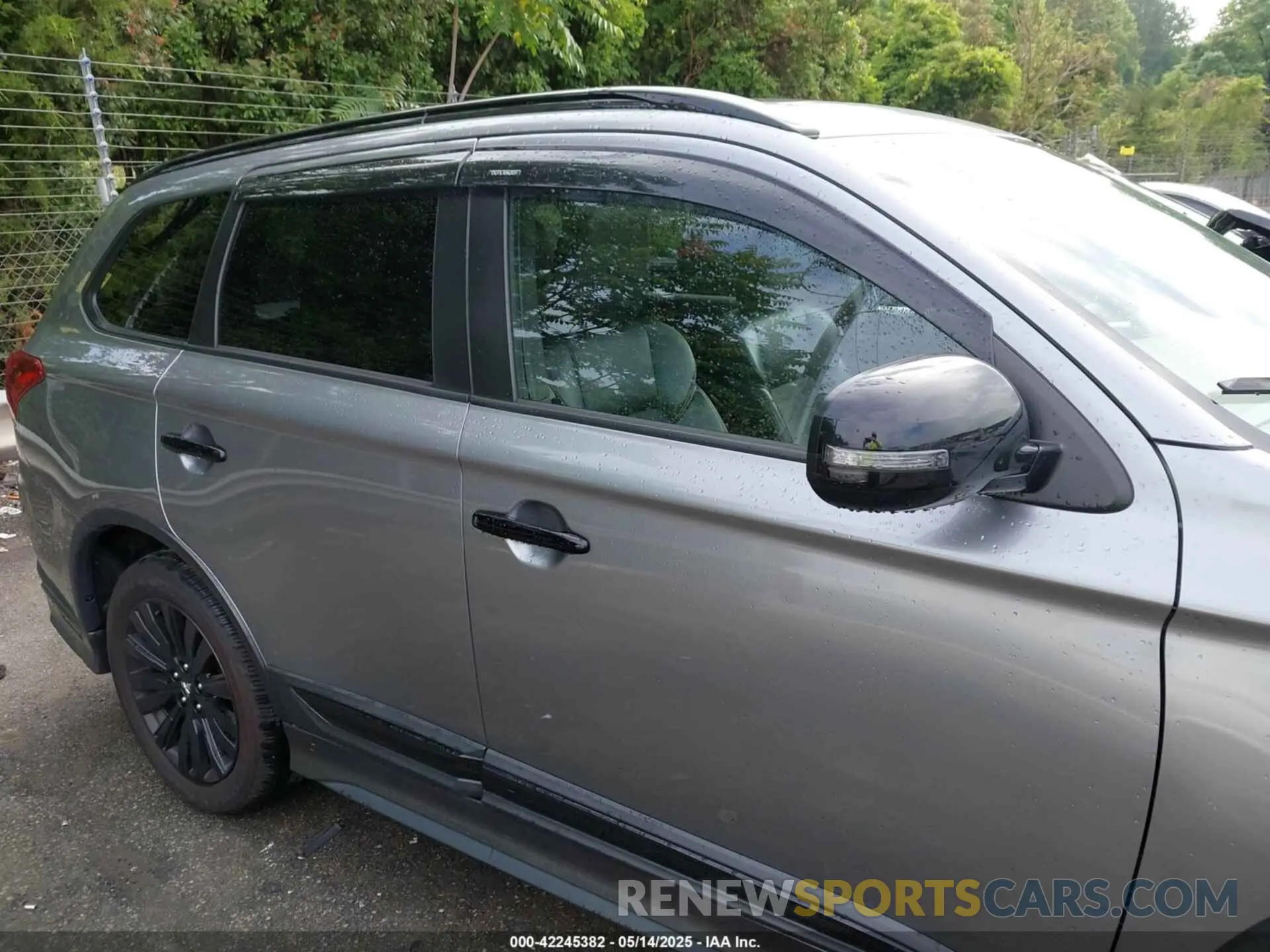 13 Фотография поврежденного автомобиля JA4AD3A3XLZ024478 MITSUBISHI OUTLANDER 2020