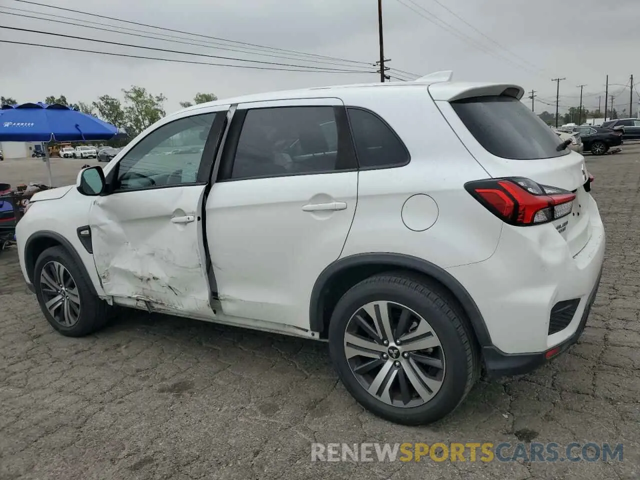 2 Photograph of a damaged car JA4AP3AU4LU005907 MITSUBISHI OUTLANDER 2020