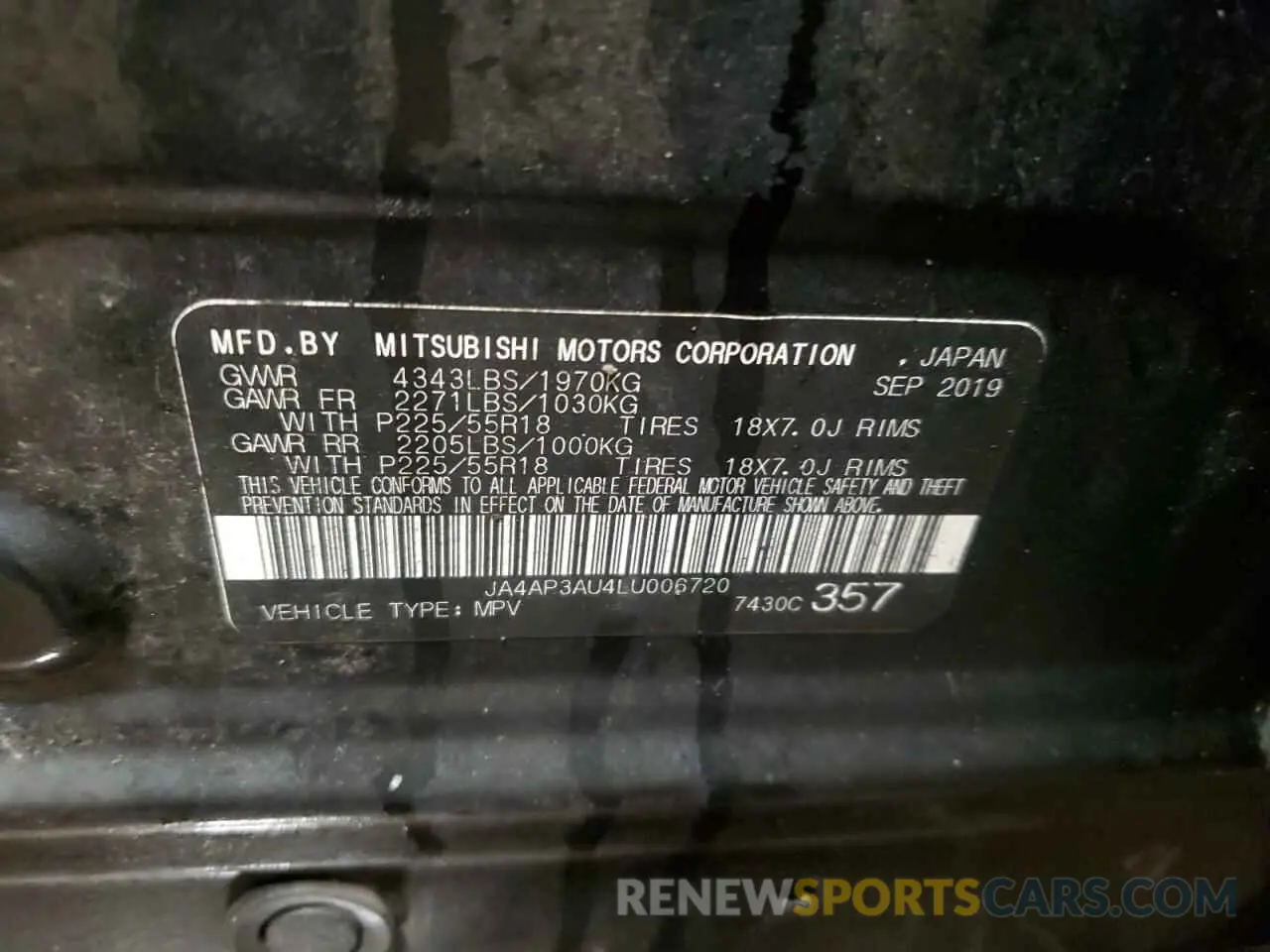 14 Photograph of a damaged car JA4AP3AU4LU006720 MITSUBISHI OUTLANDER 2020