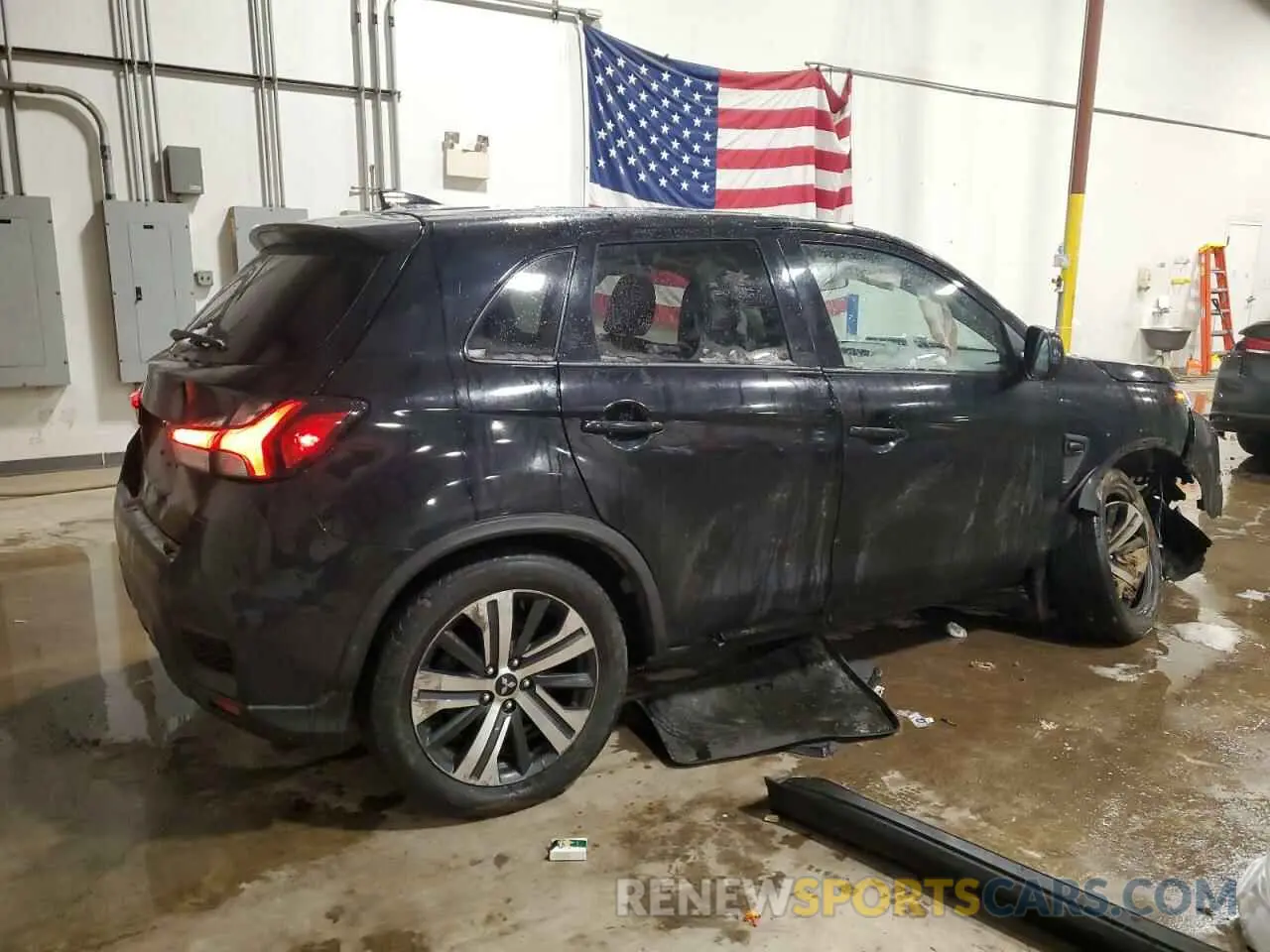 3 Photograph of a damaged car JA4AP3AU4LU006720 MITSUBISHI OUTLANDER 2020