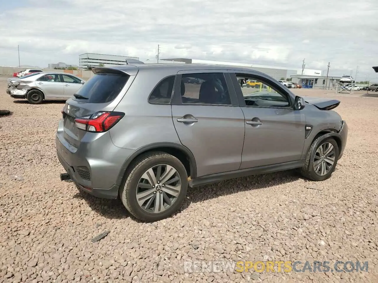 3 Photograph of a damaged car JA4AP3AU5LU031366 MITSUBISHI OUTLANDER 2020