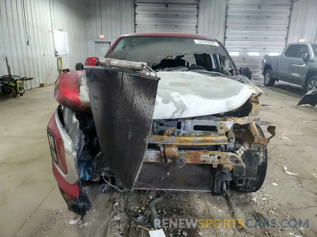 5 Photograph of a damaged car JA4AP3AU7LU008879 MITSUBISHI OUTLANDER 2020