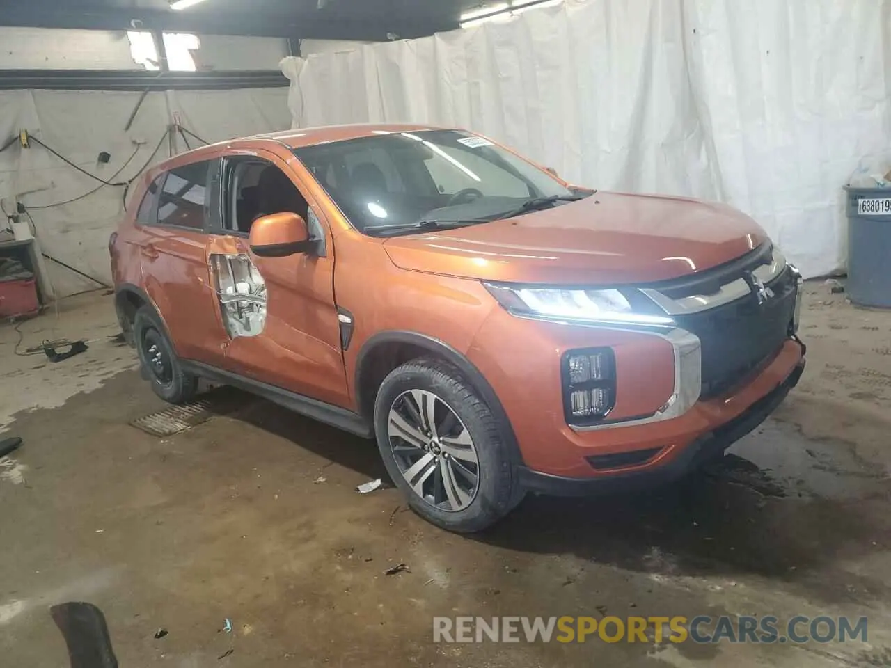 4 Фотография поврежденного автомобиля JA4AP3AU8LU001472 MITSUBISHI OUTLANDER 2020