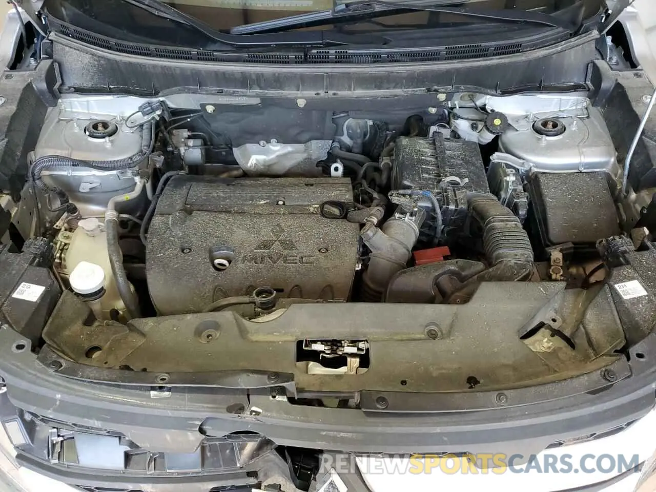 12 Фотография поврежденного автомобиля JA4AP4AU2LU029659 MITSUBISHI OUTLANDER 2020