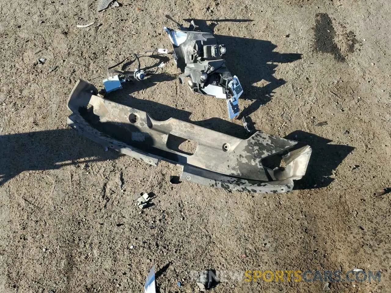 15 Photograph of a damaged car JA4AR3AU0LU024111 MITSUBISHI OUTLANDER 2020