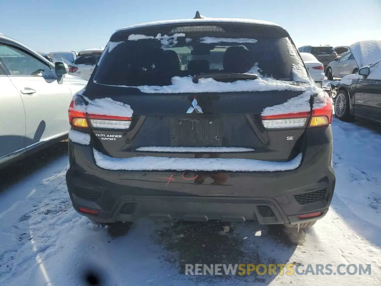 6 Фотография поврежденного автомобиля JA4AR3AU1LU011402 MITSUBISHI OUTLANDER 2020
