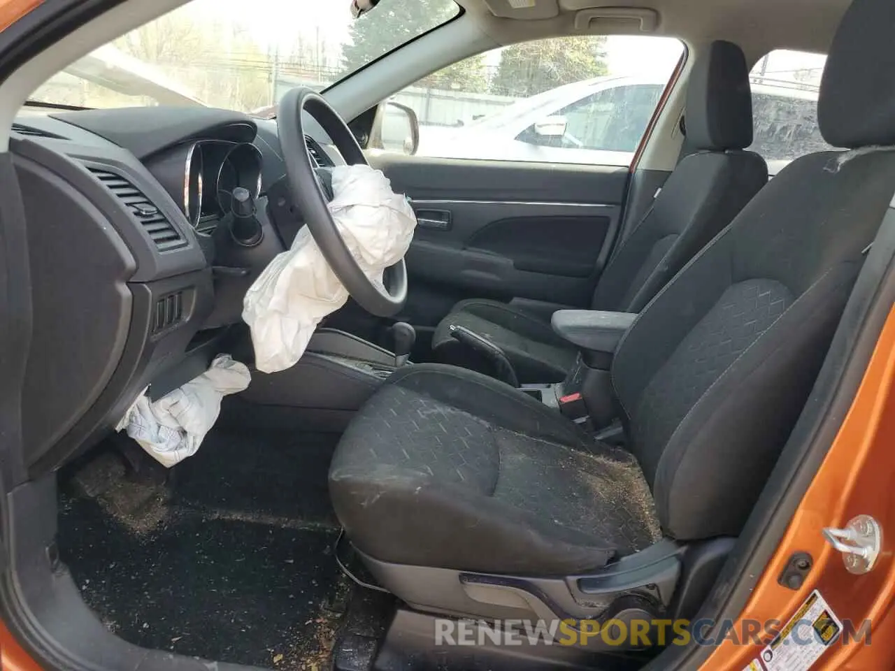 7 Фотография поврежденного автомобиля JA4AR3AU1LU012520 MITSUBISHI OUTLANDER 2020