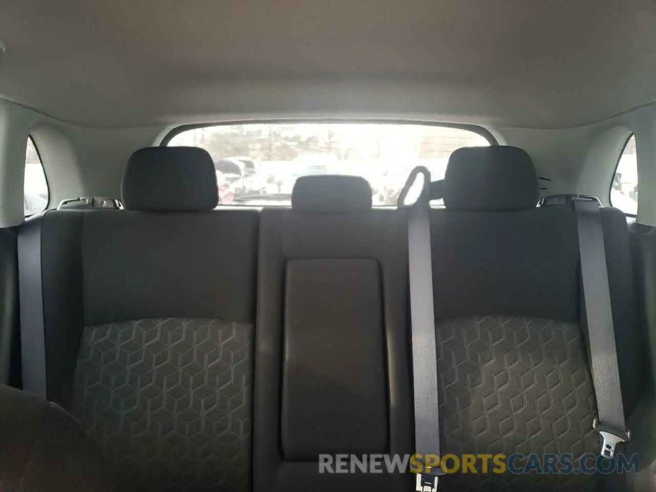 10 Photograph of a damaged car JA4AR3AU1LU013554 MITSUBISHI OUTLANDER 2020