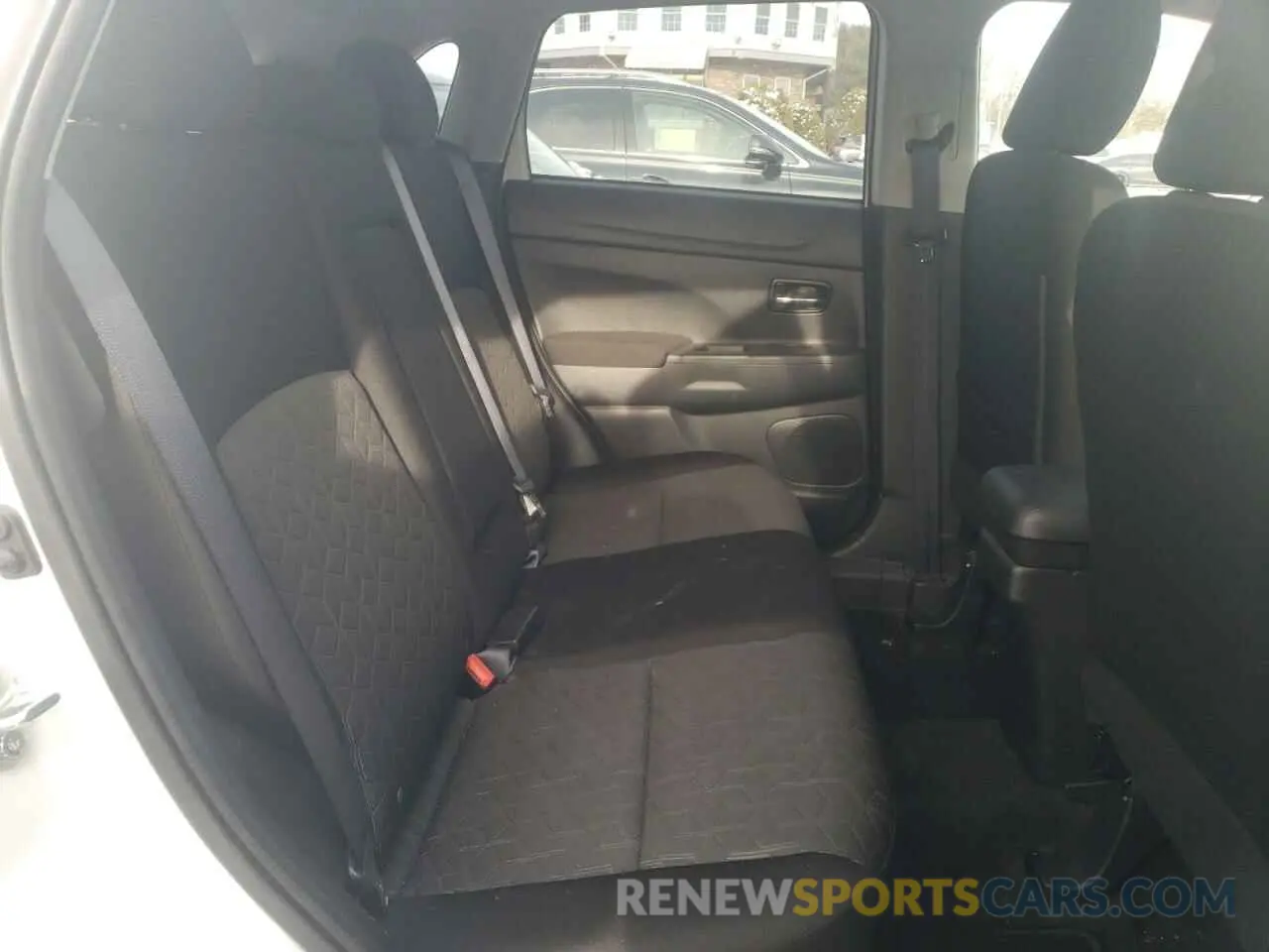 11 Photograph of a damaged car JA4AR3AU1LU013554 MITSUBISHI OUTLANDER 2020